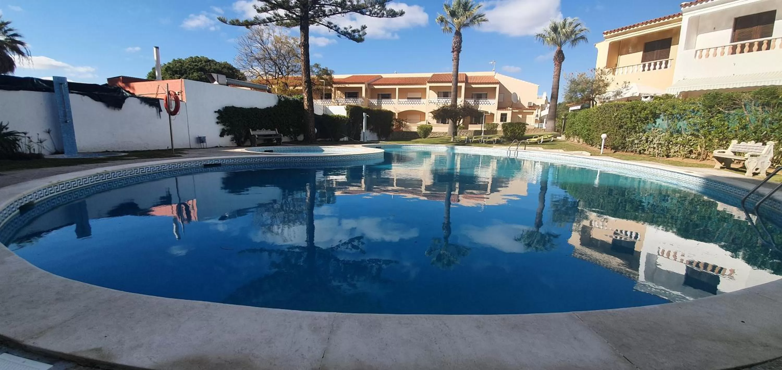 Swimming pool in Apartamentos Mar-Sol Villas