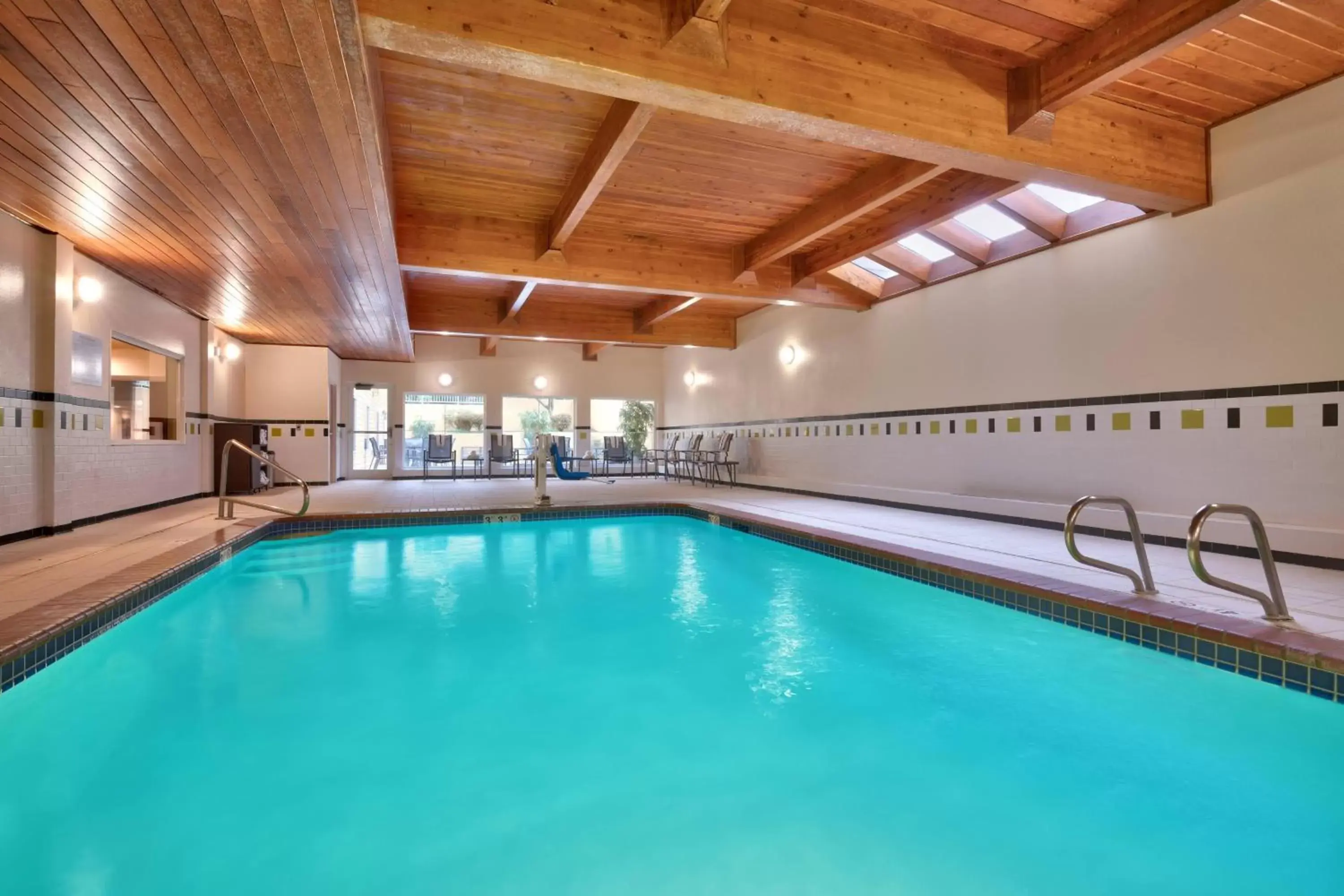 Swimming Pool in Fairfield Inn & Suites Seattle Bellevue/Redmond