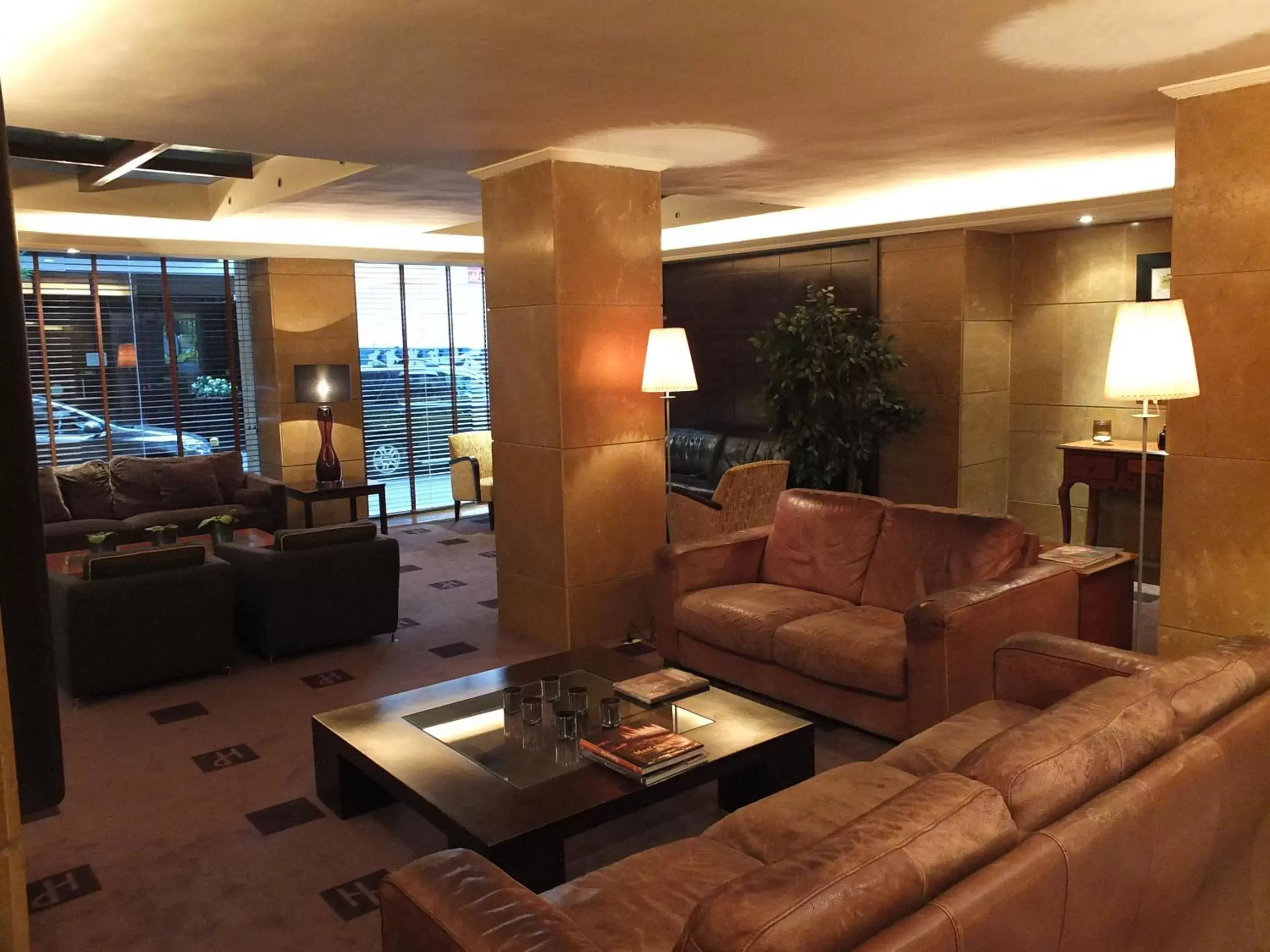 Day, Lobby/Reception in Plaza Hotel Beirut