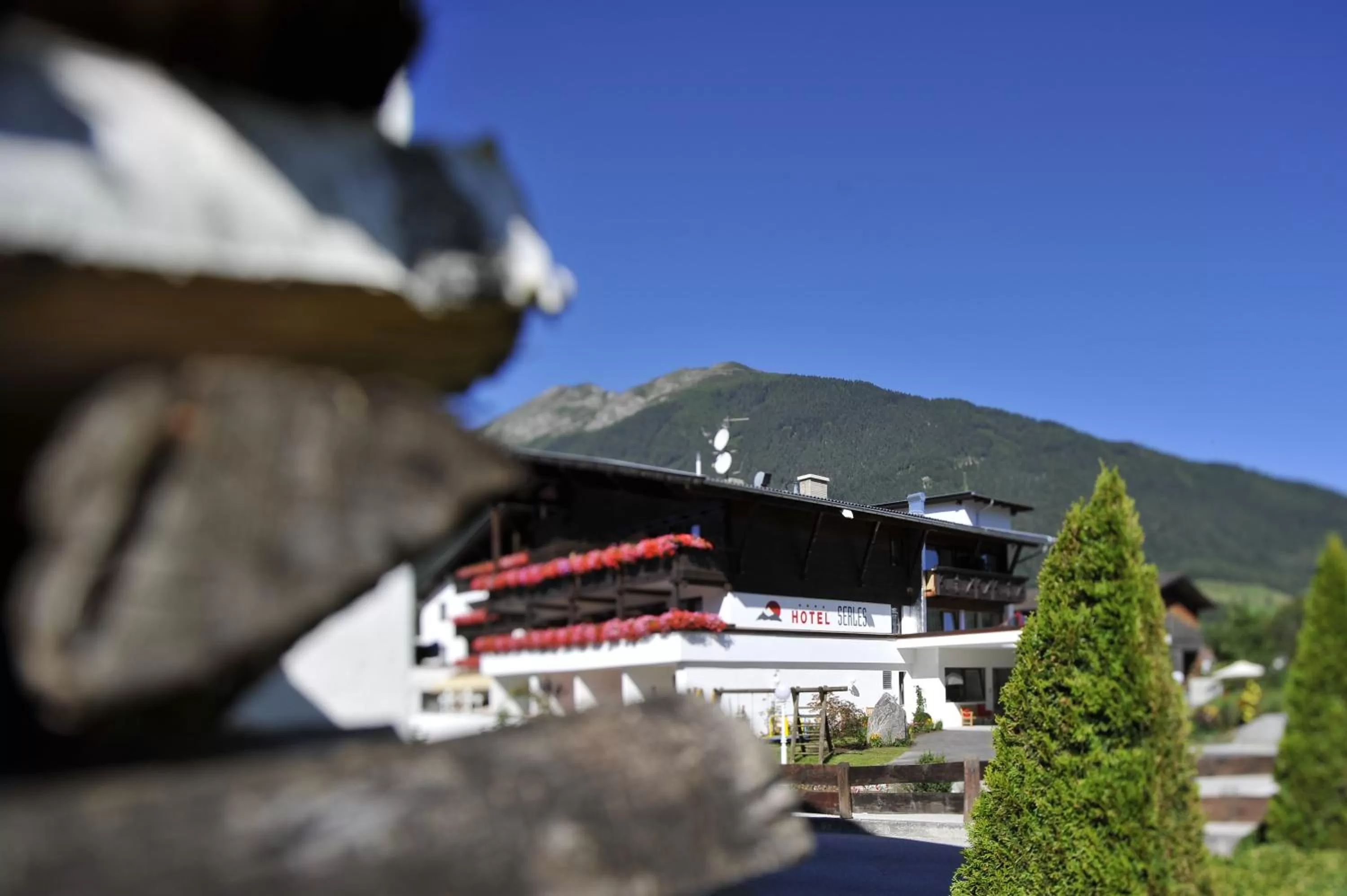Facade/entrance in Hotel Serles