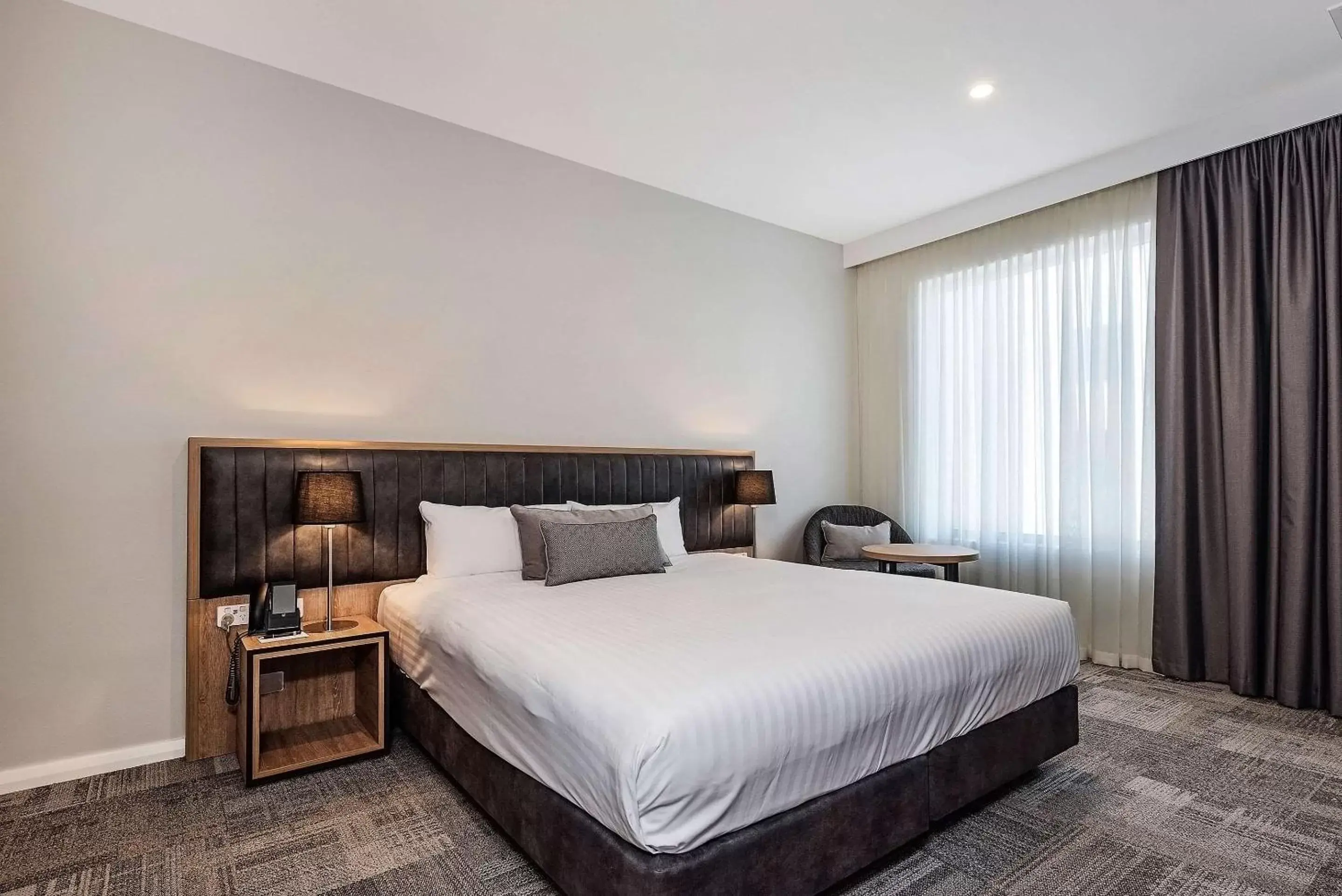 Bedroom, Bed in Ingot Hotel Perth, Ascend Hotel Collection