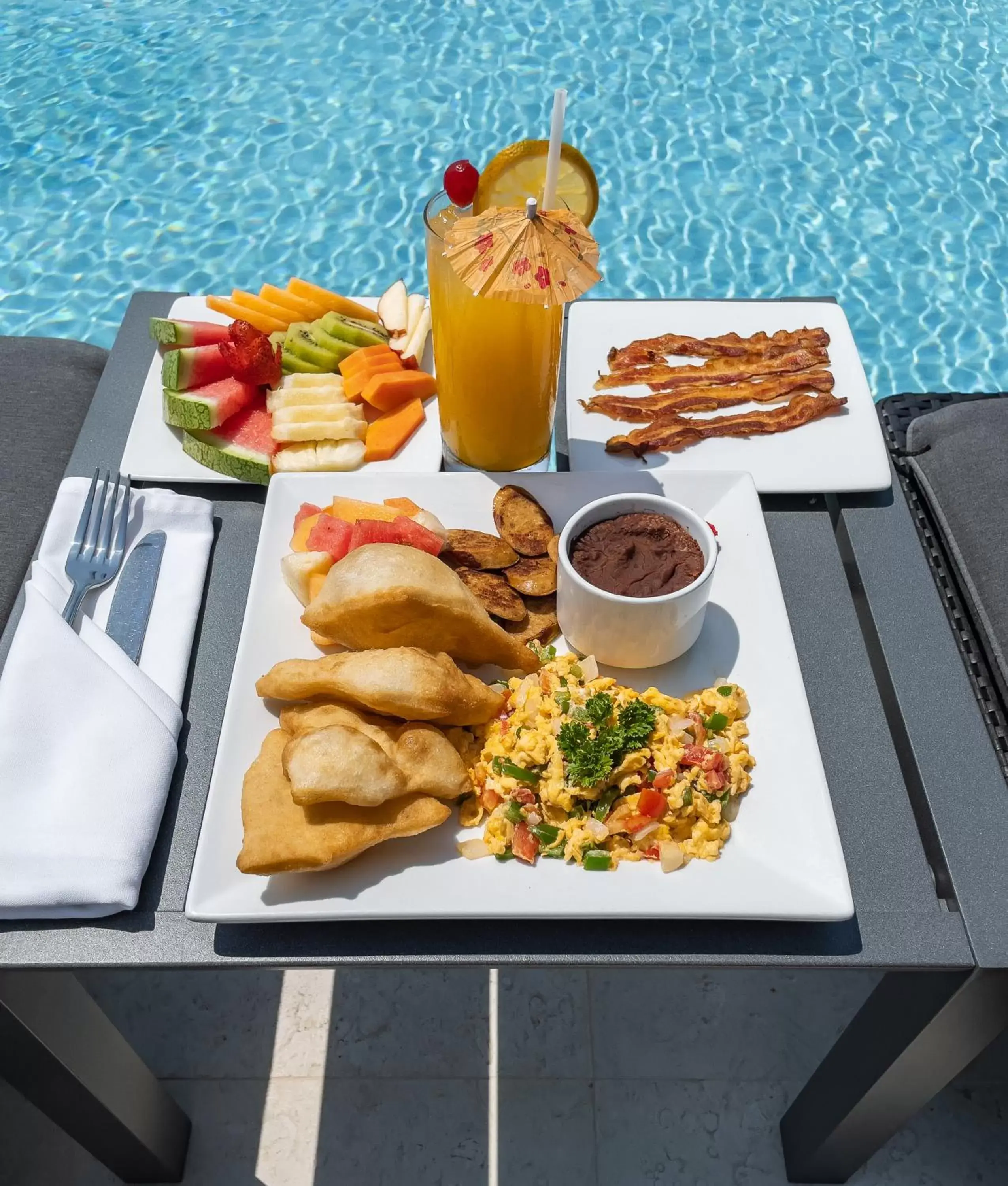 Breakfast in Sunset Caribe Belize Breakfast in Sunset Caribe Belize