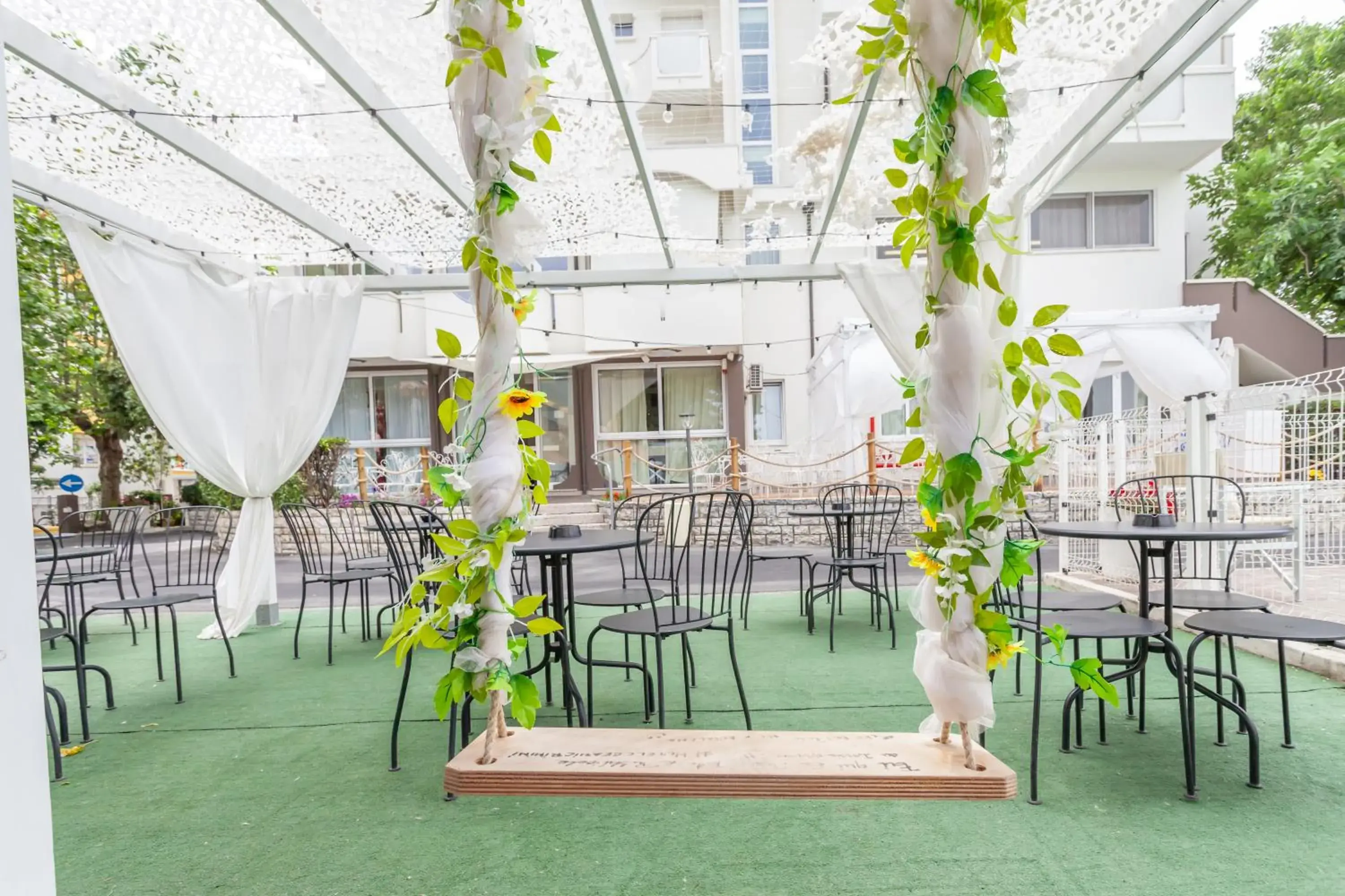 Patio in Hotel Oceanic