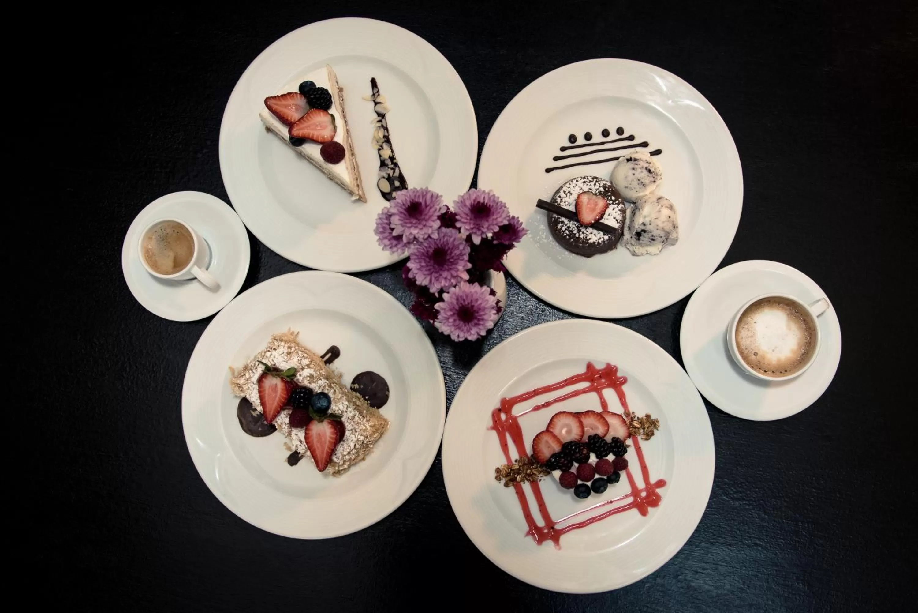 Food and drinks in LaiLa Hotel CDMX Reforma