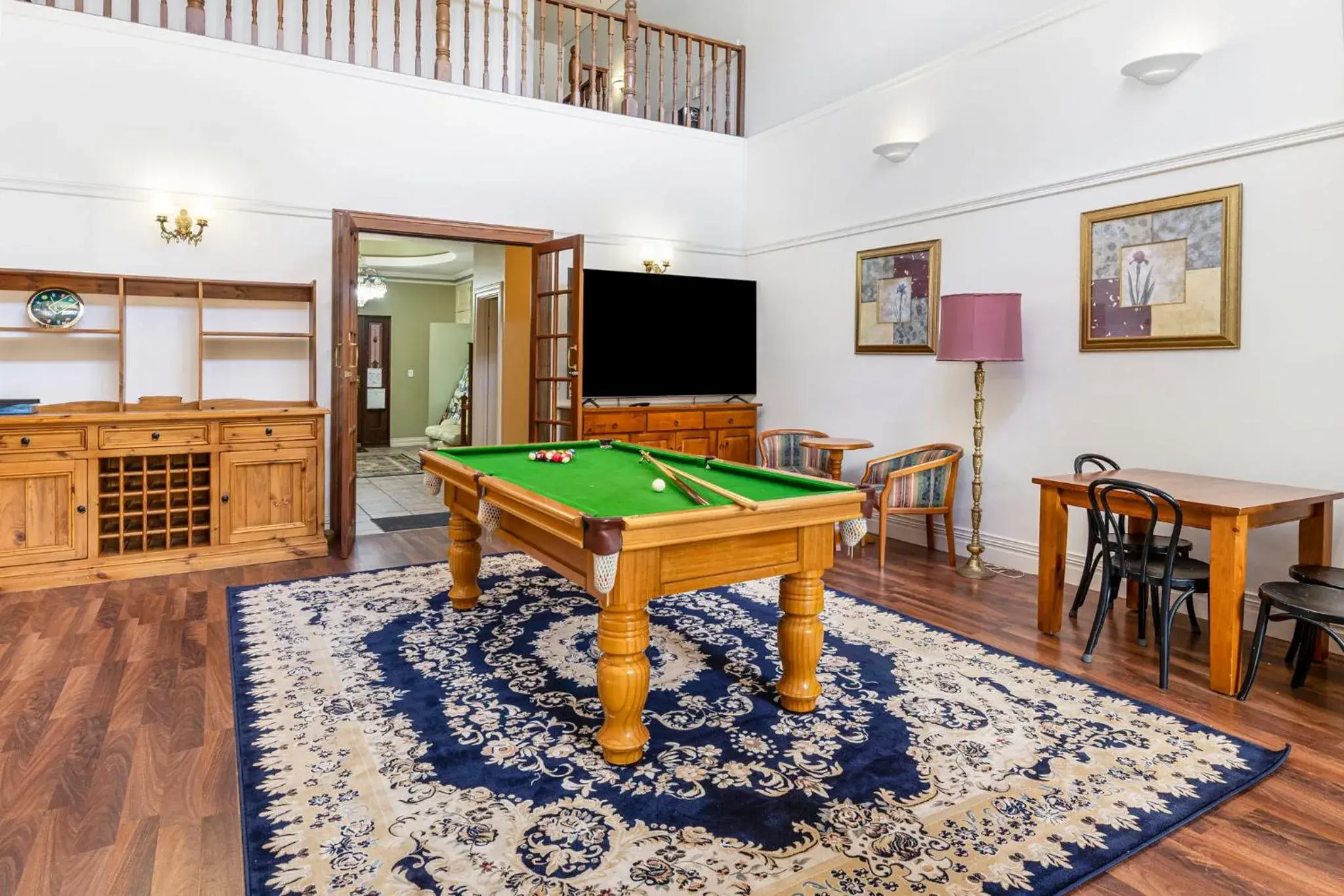 Billiards in Inn The Tuarts Guest Lodge Busselton Accommodation - Adults Only