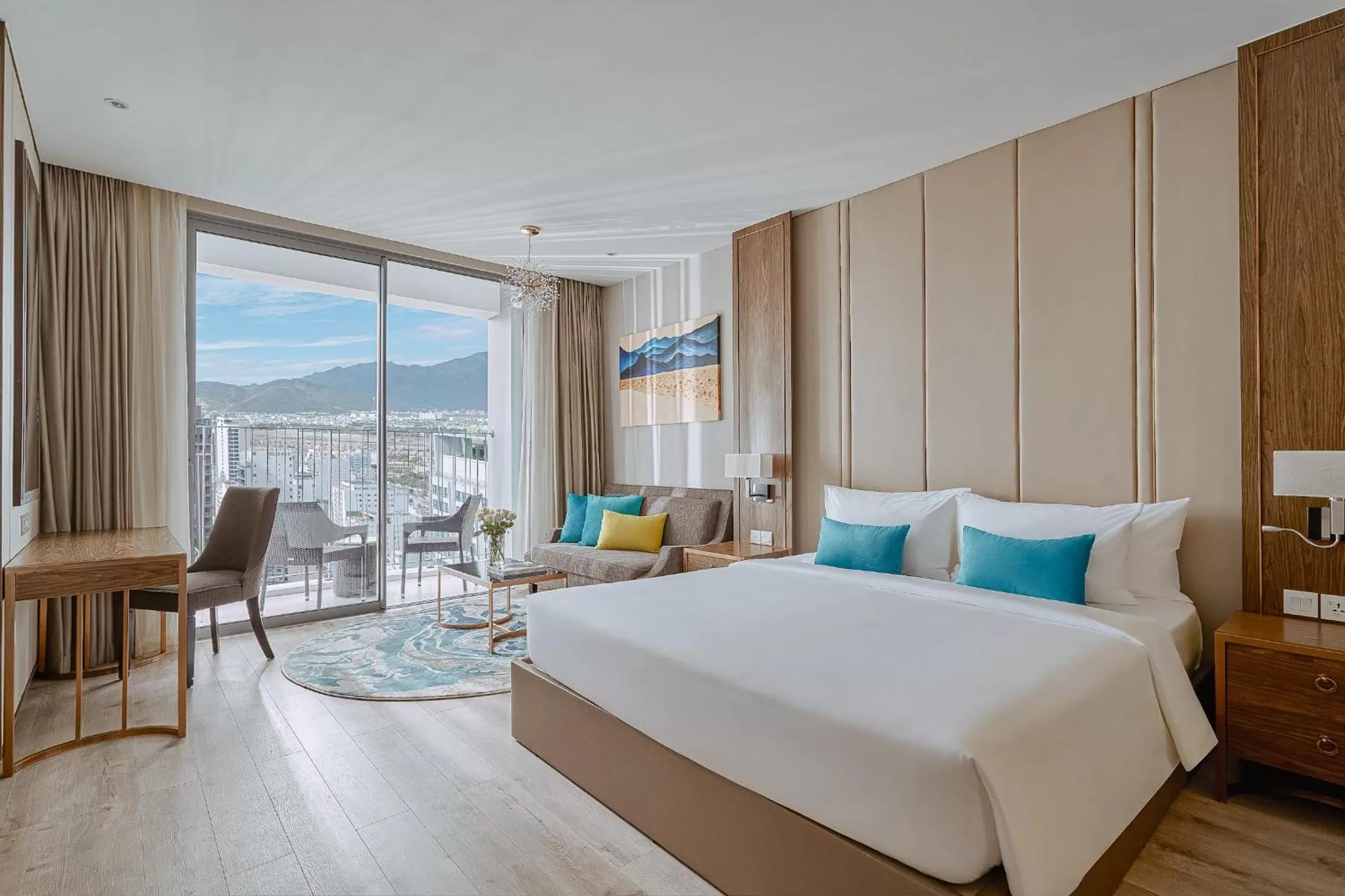 Deluxe King Room in Coastal Panorama Oceanfront Suites