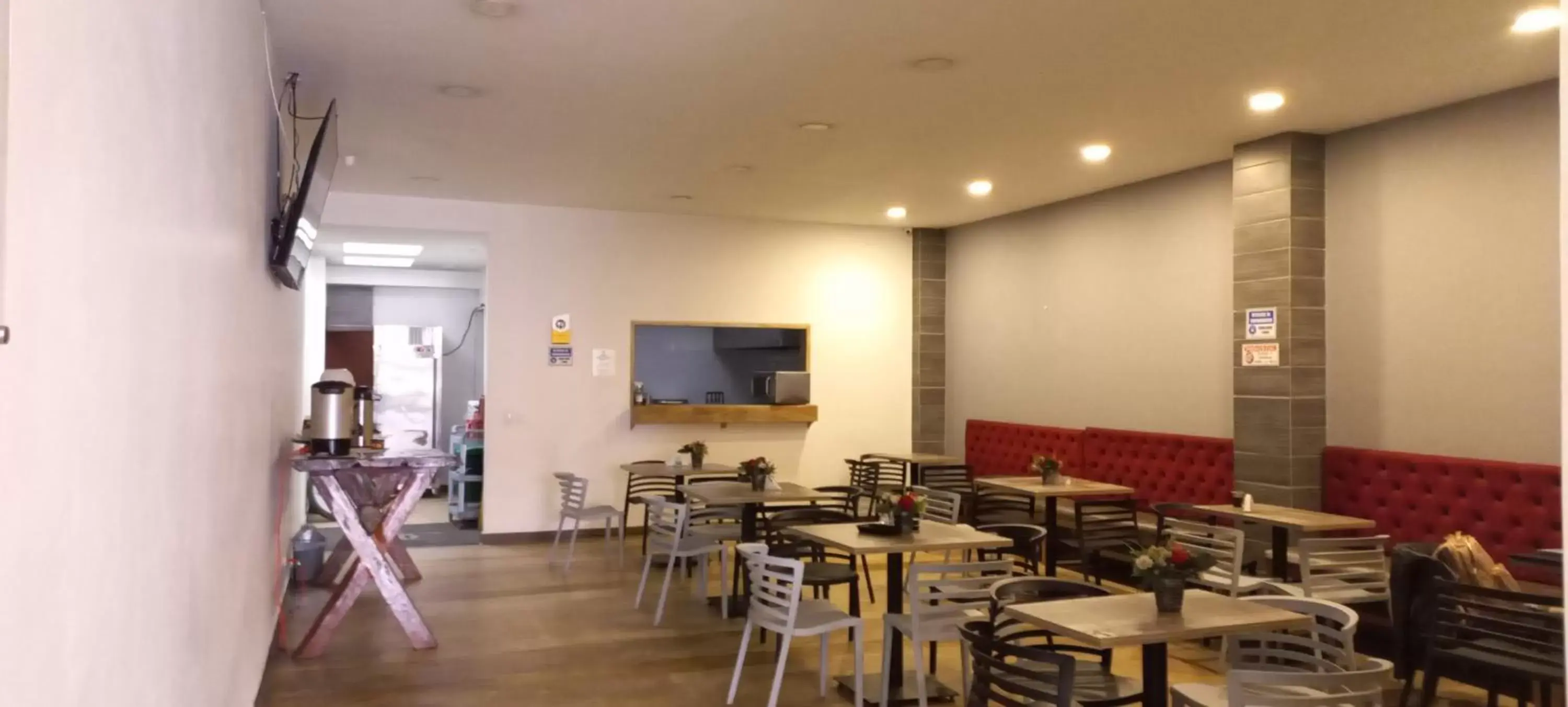 Restaurant/places to eat in Hotel Bogota DC Restaurant/places to eat in Hotel Bogota DC