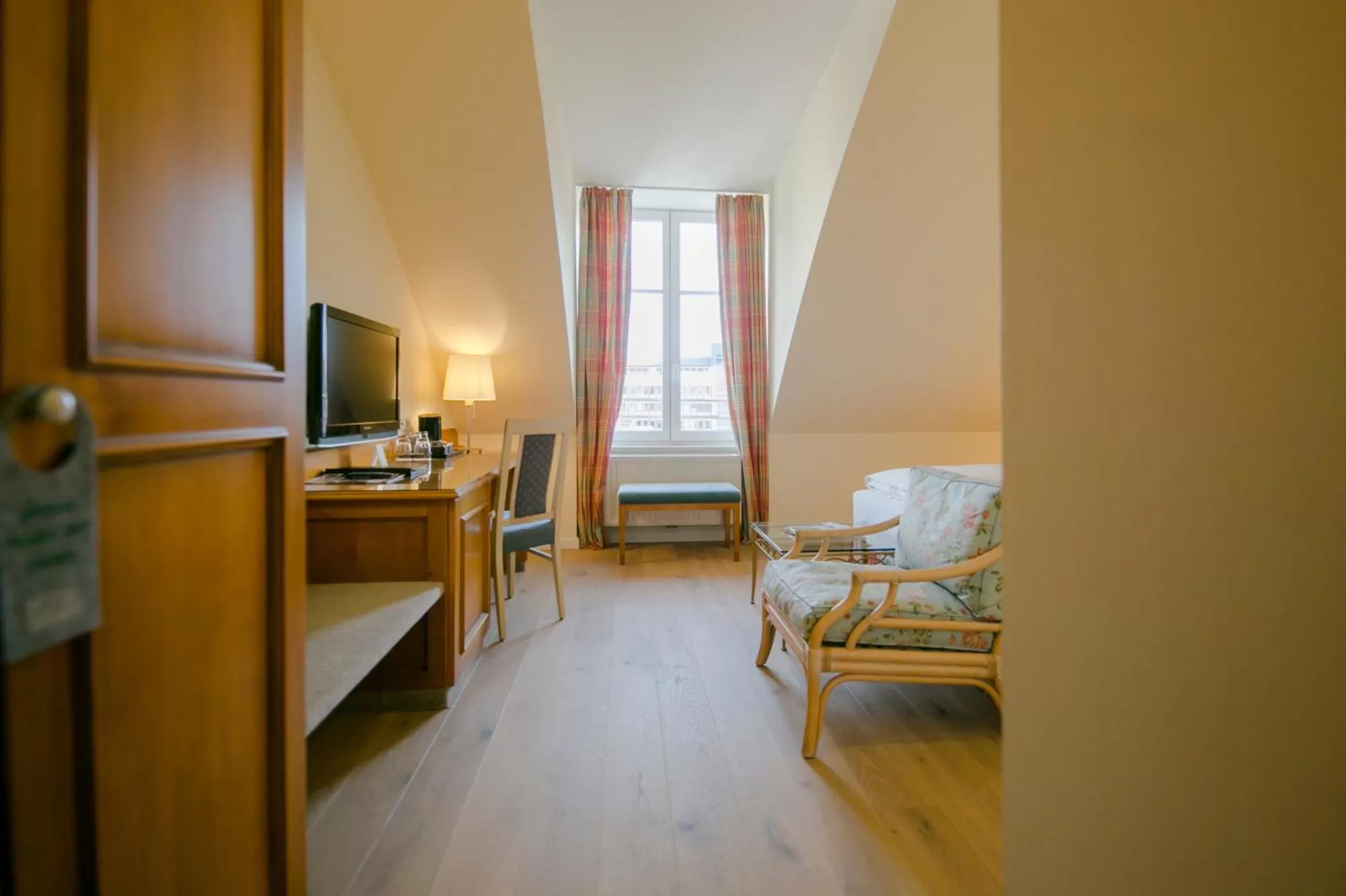 Photo of the whole room in Hotel Sailer