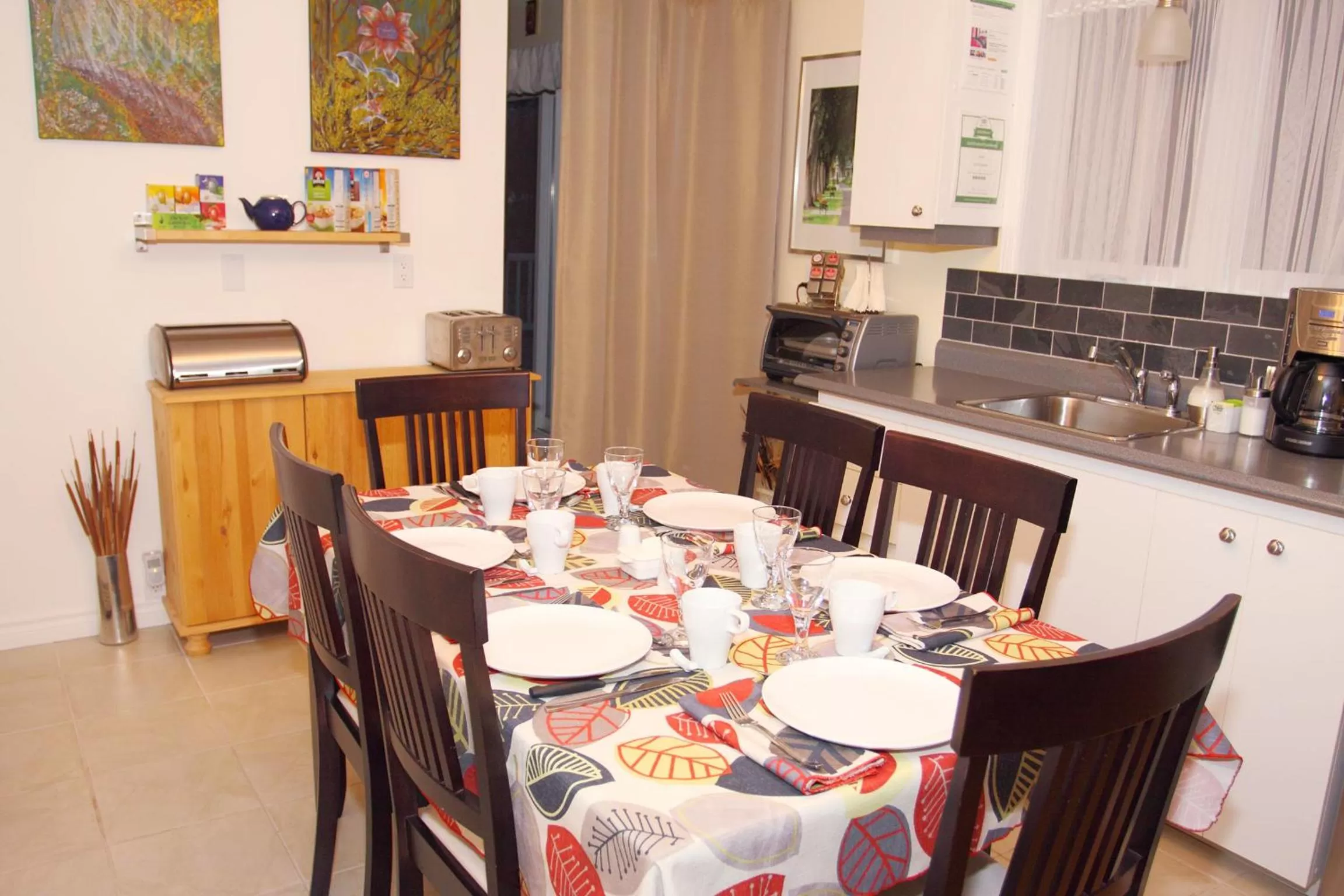 Kitchen or kitchenette, Restaurant/Places to Eat in Gite Confort