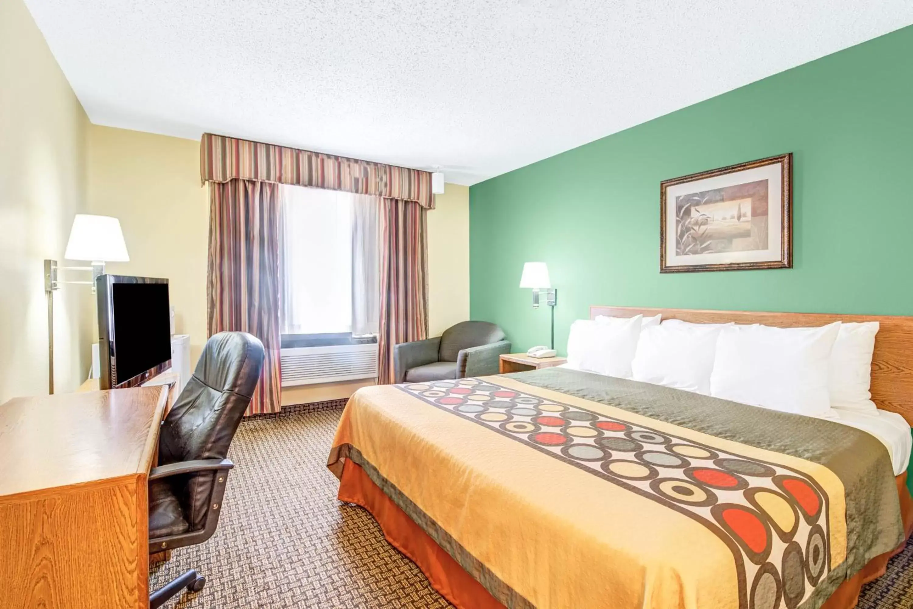 Photo of the whole room, Bed in Super 8 by Wyndham McKinney/Plano Area