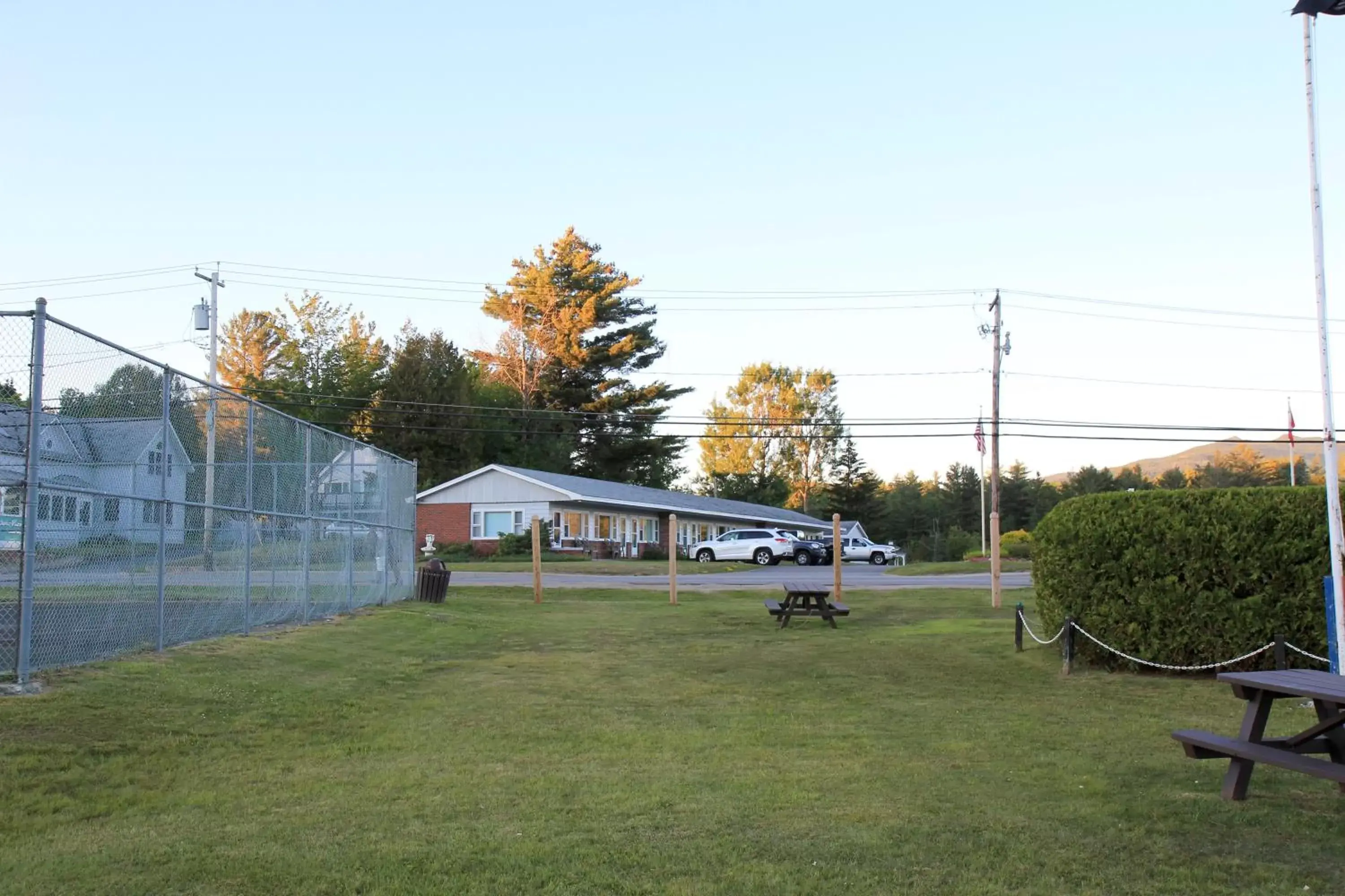 Neighbourhood, Property Building in Sara Placid Inn & Suites