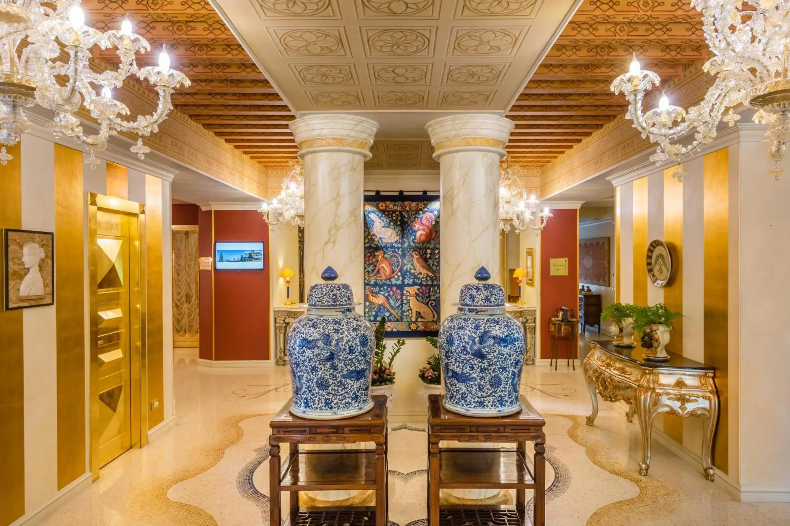 Lobby or reception in Hotel Villa E Palazzo Aminta