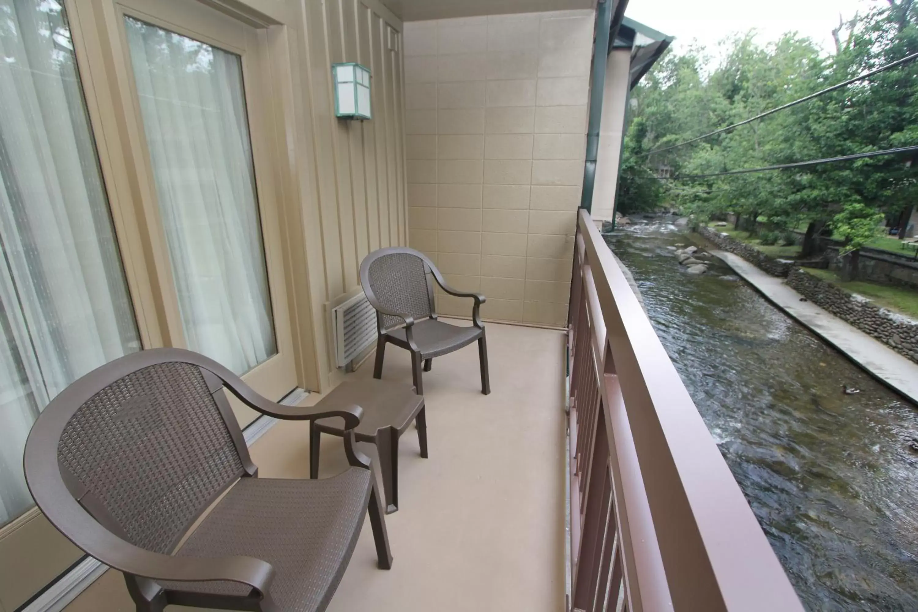 View (from property/room), Balcony/Terrace in Greystone Lodge on the River
