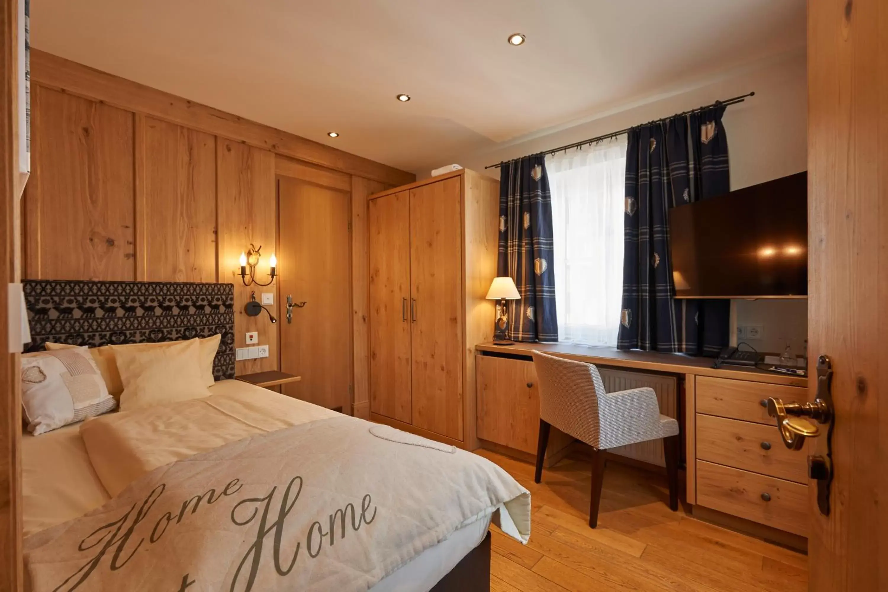 Economy Single Room in Hotel Adler Economy Single Room in Hotel Adler