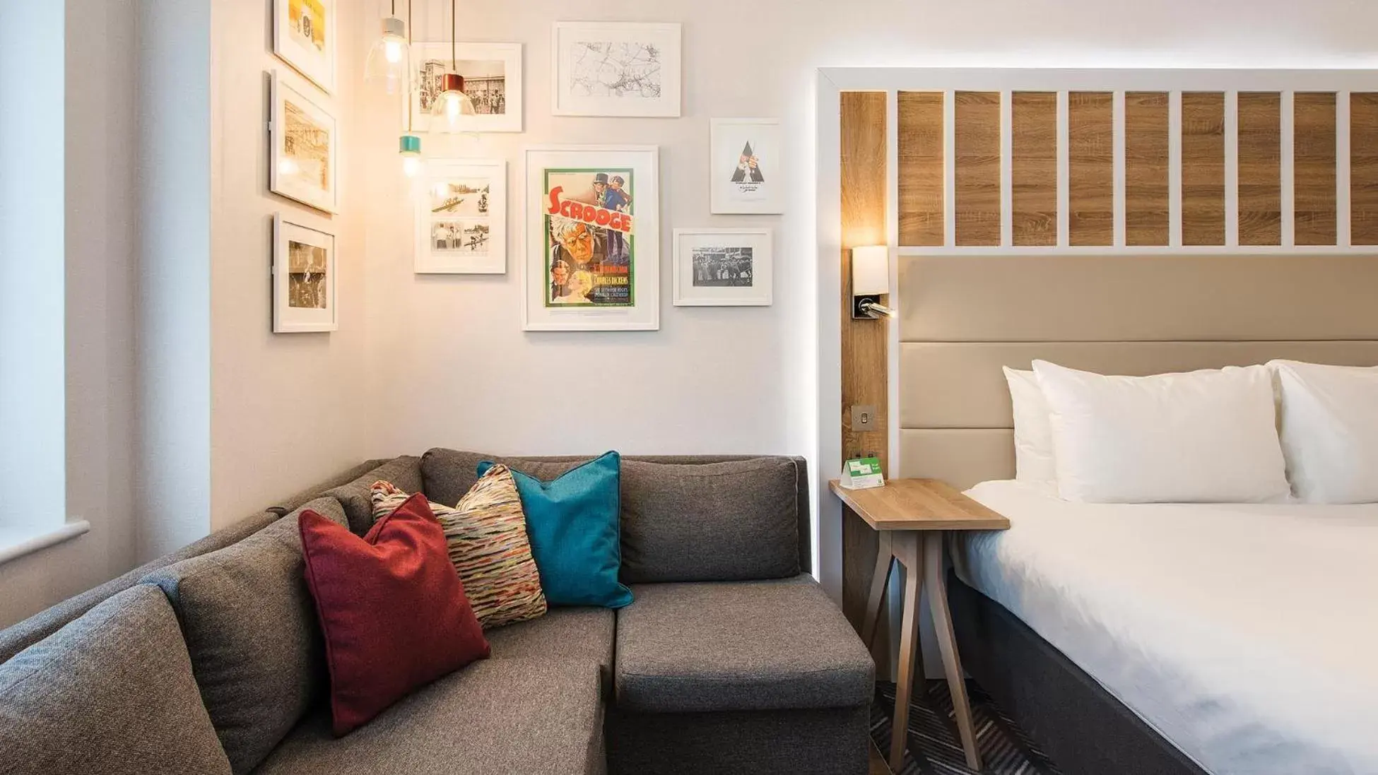 Bedroom, Bed in Holiday Inn London-Shepperton, an IHG Hotel