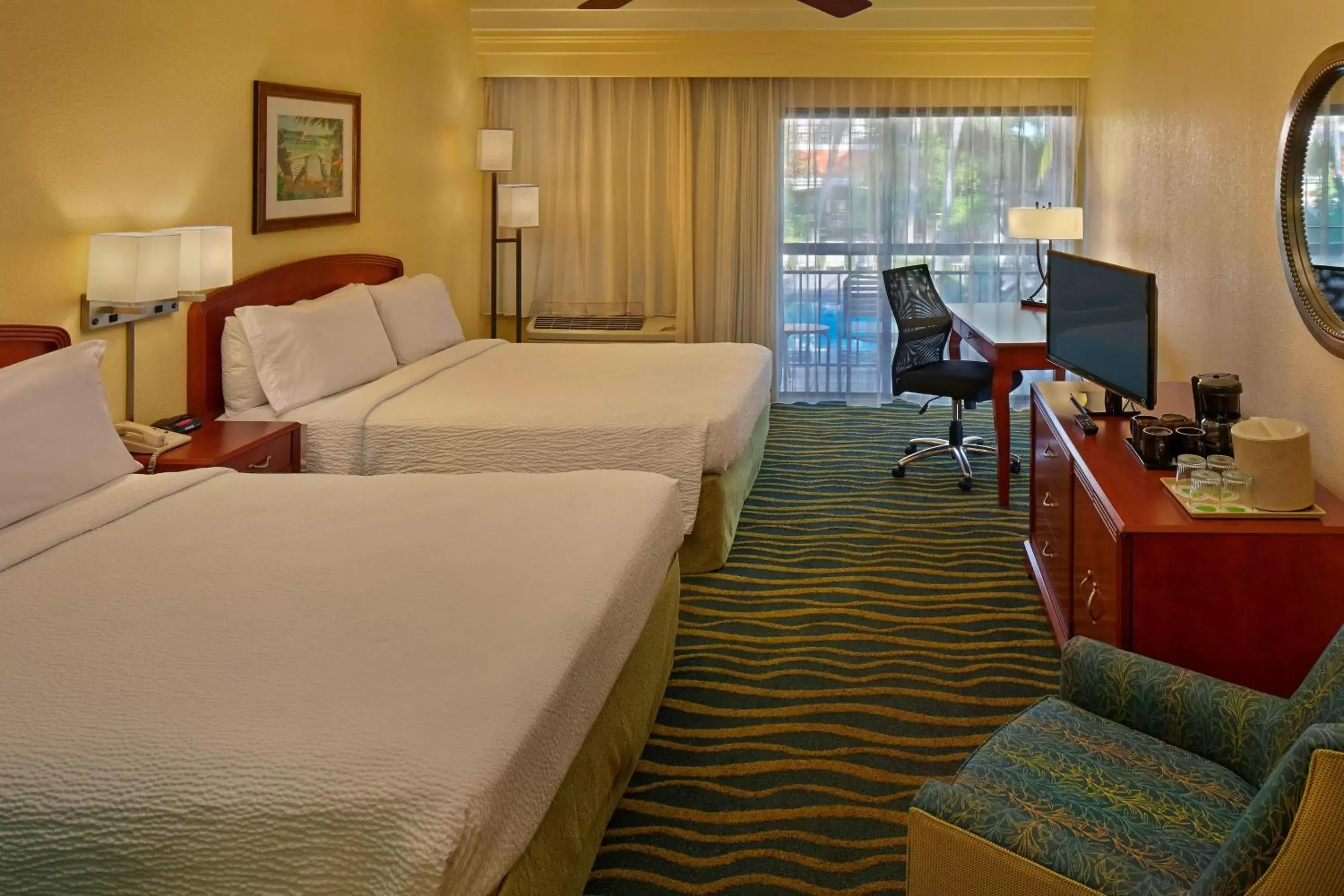 Photo of the whole room in Courtyard by Marriott Key West Waterfront