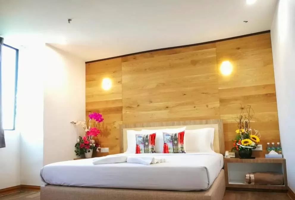 Bed in Merilton Hotel