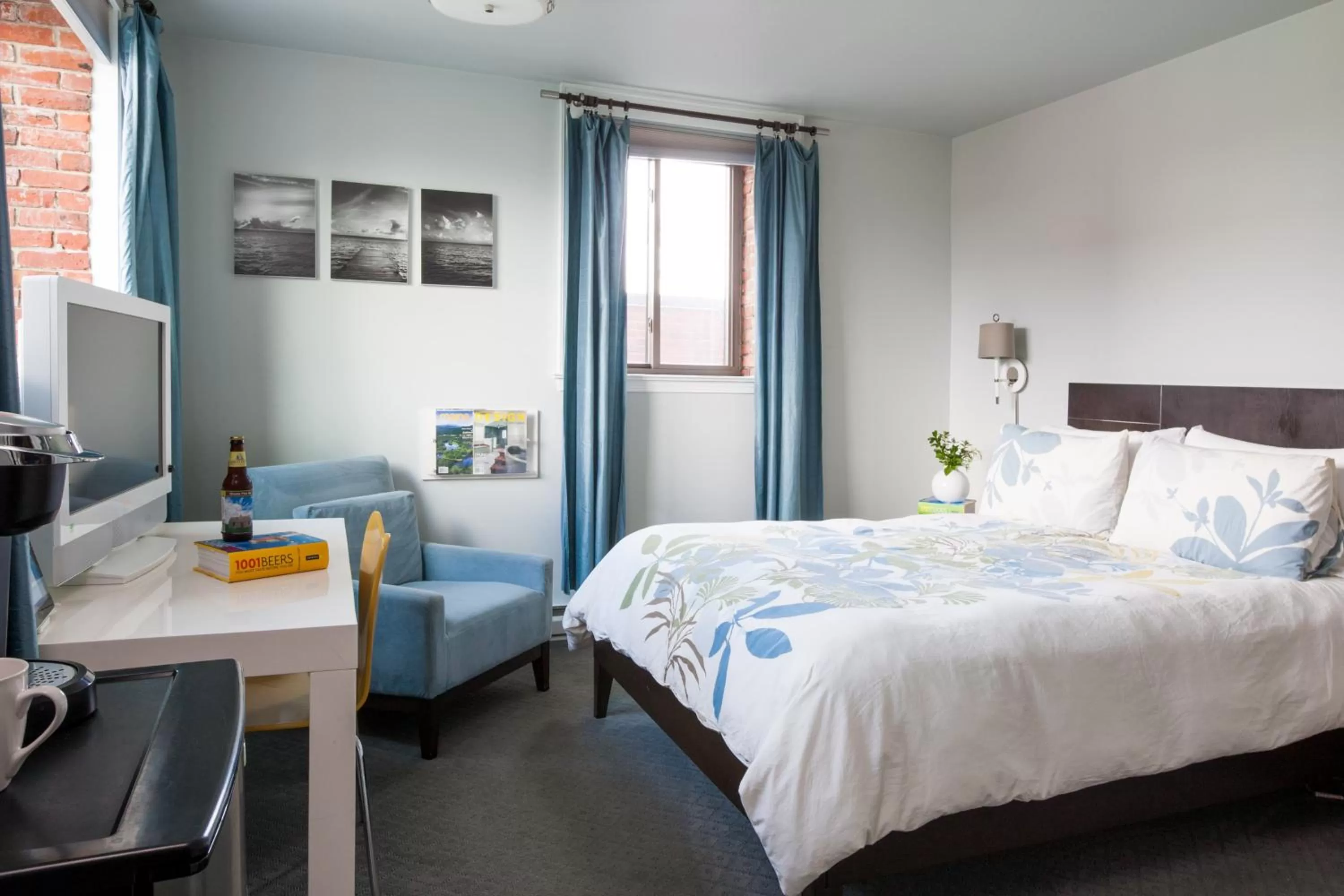 Bed in Ale House Inn