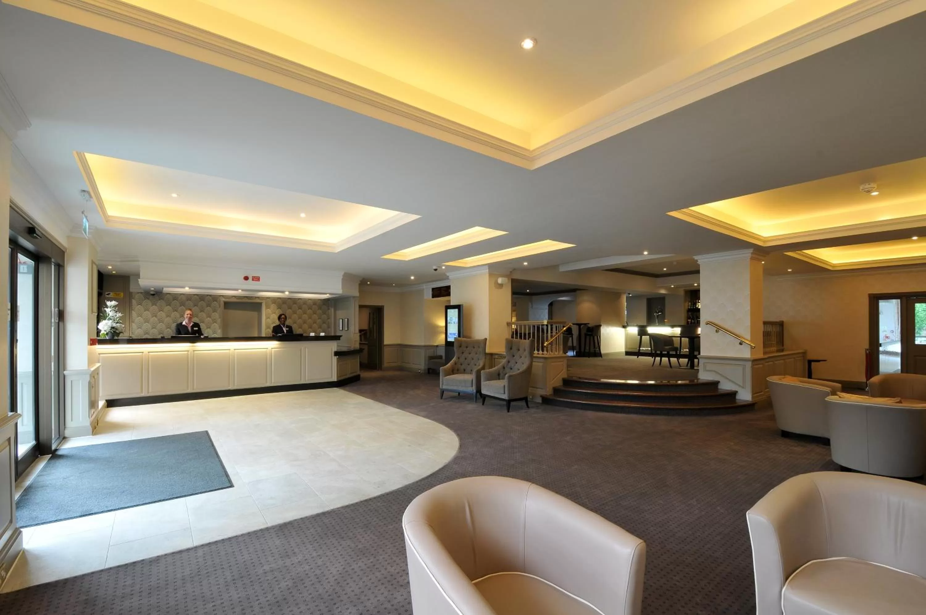 Lobby or reception in Bromley Court Hotel London