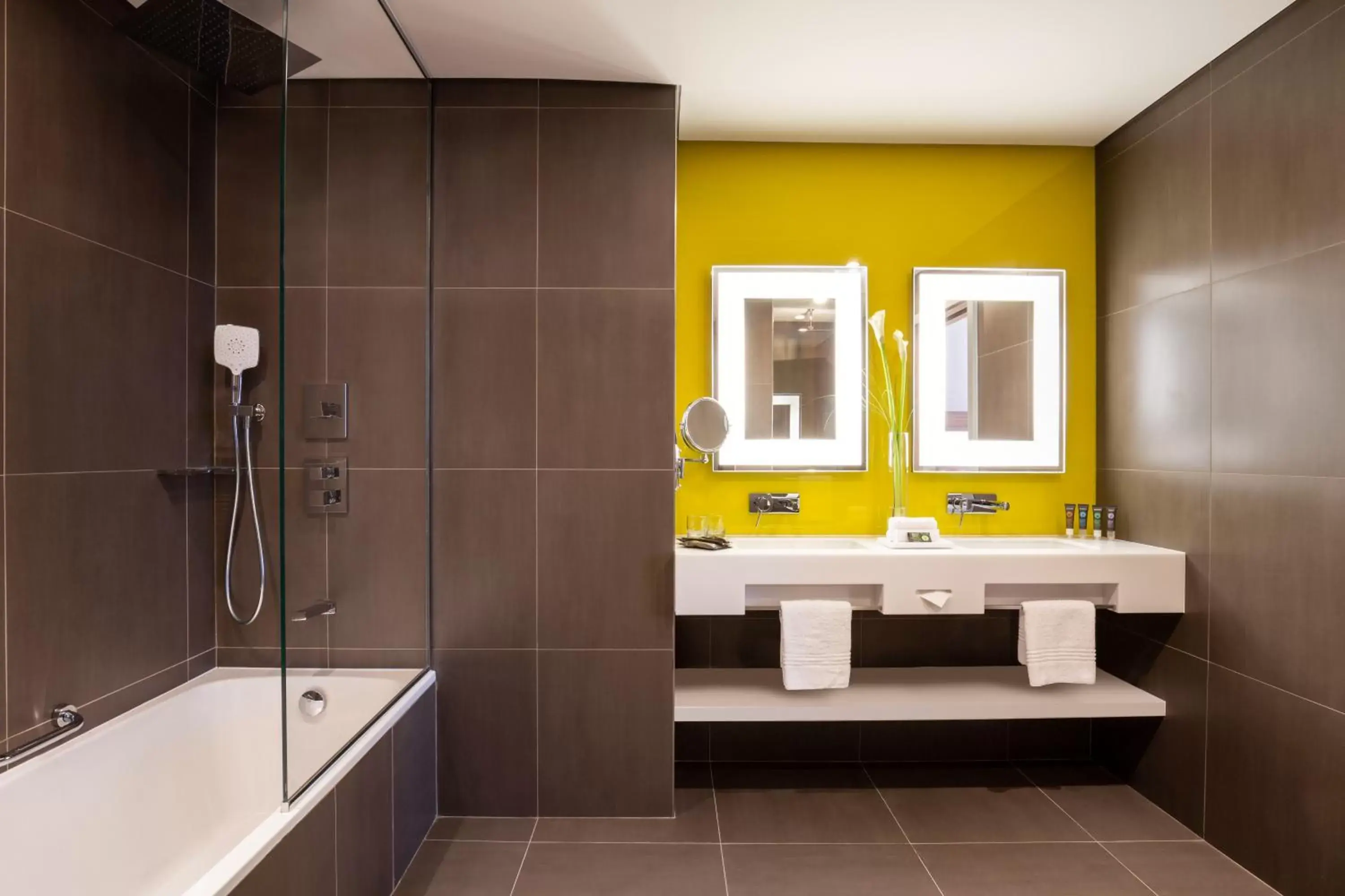 Shower, Bathroom in Novotel Bur Dubai - Healthcare City