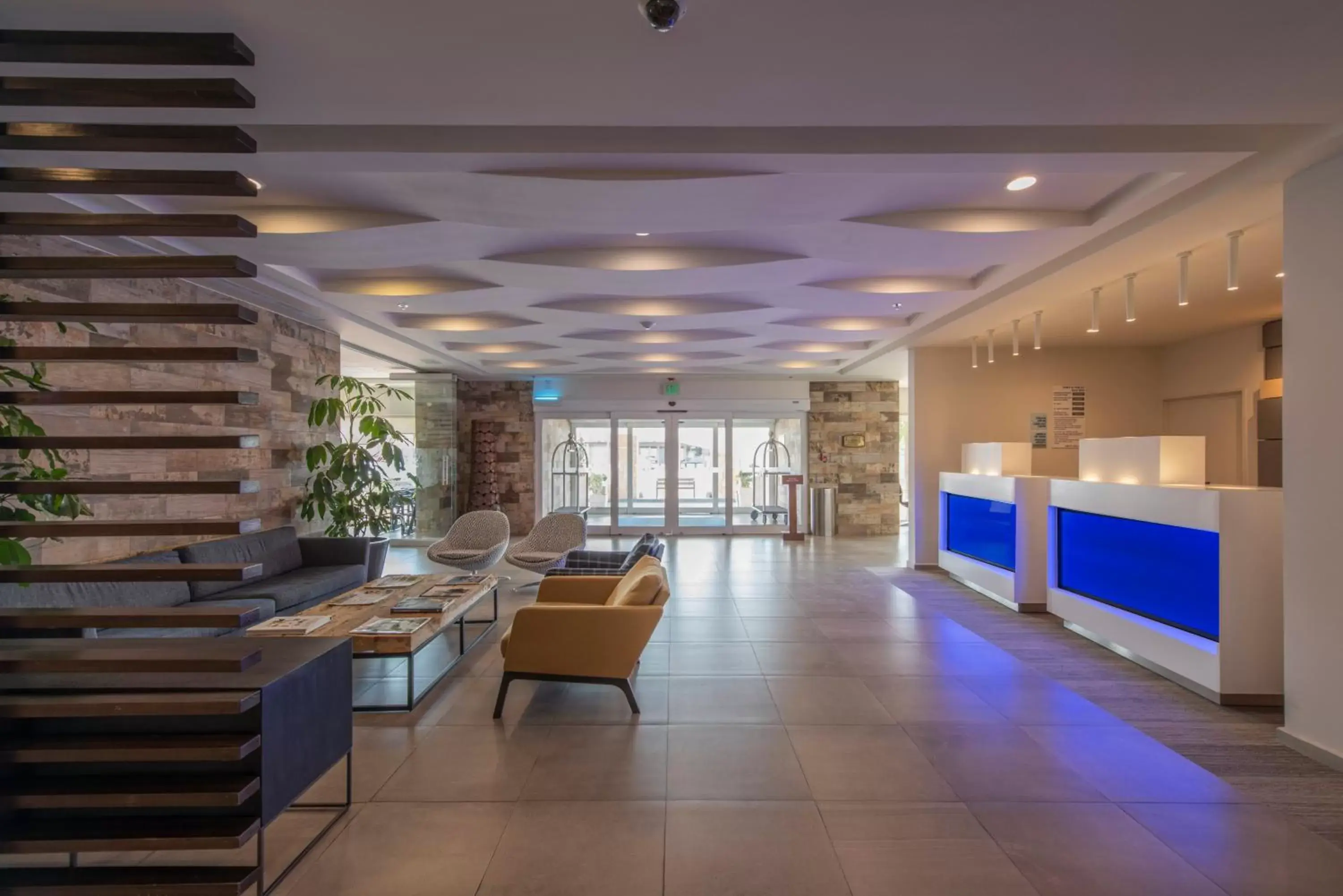 Property building, Lobby/Reception in Holiday Inn Express and Suites Celaya, an IHG Hotel