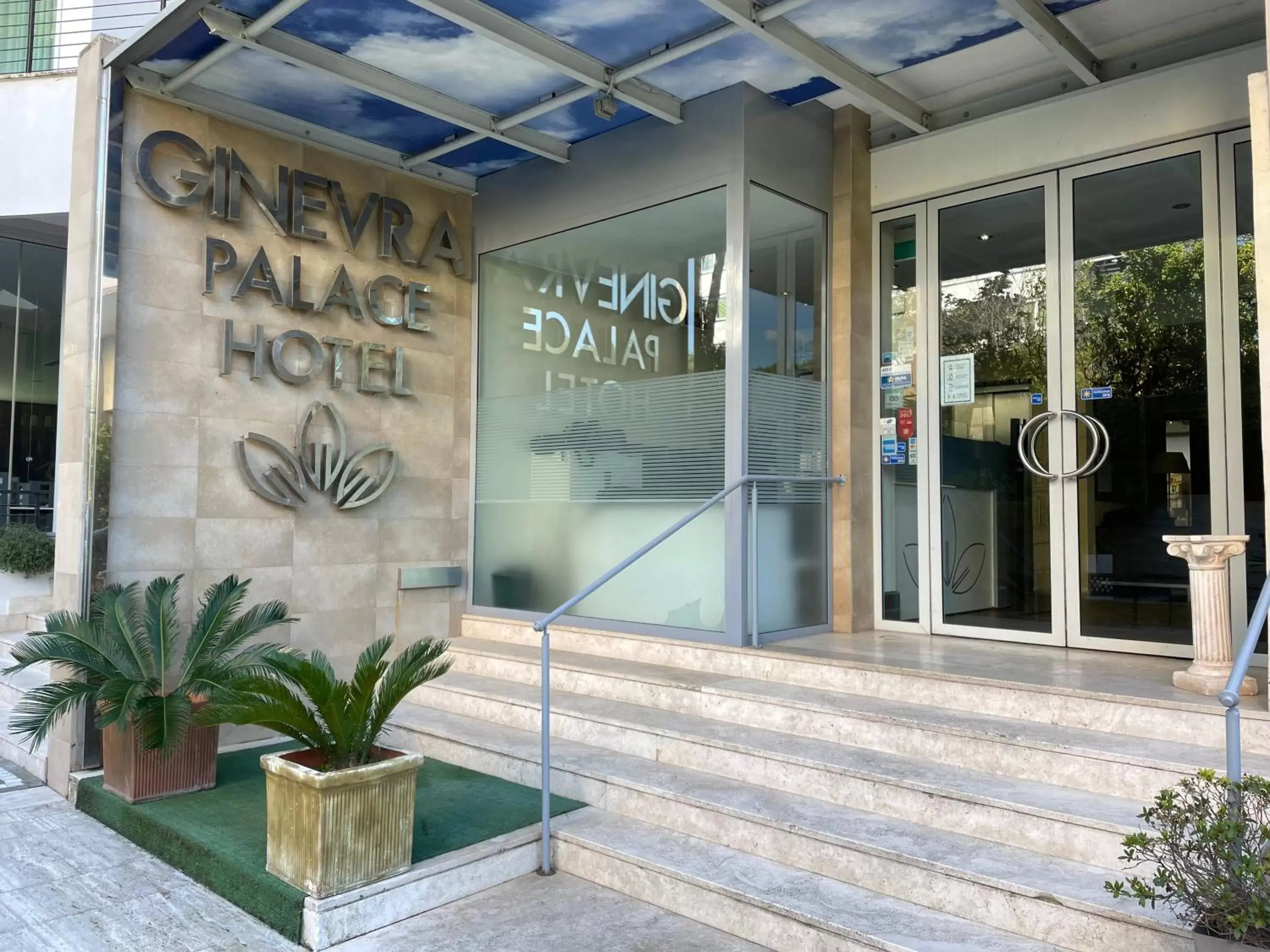 Facade/entrance, Property Logo/Sign in Ginevra Palace Hotel