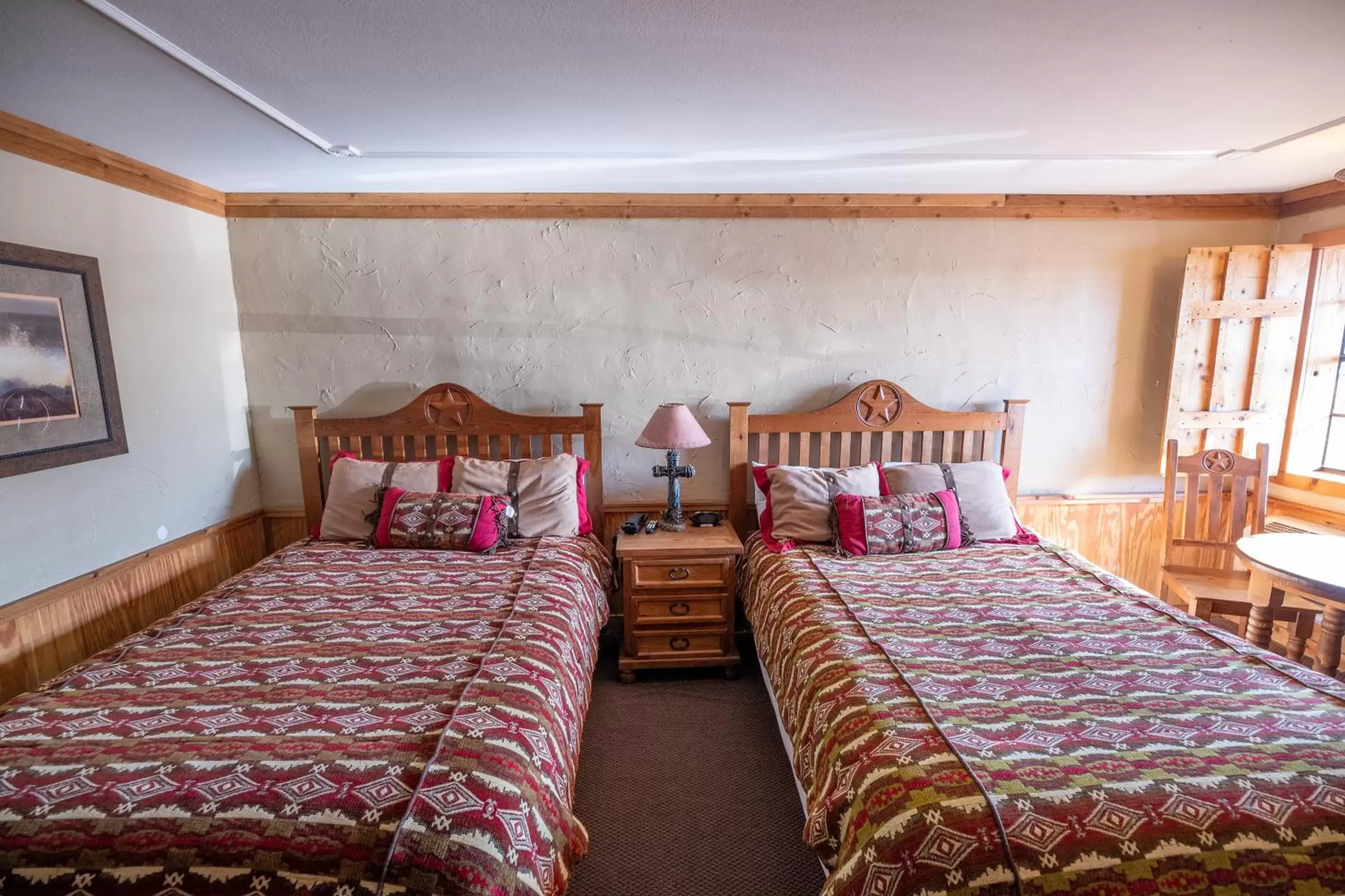 Bedroom, Bed in The Big Texan Motel