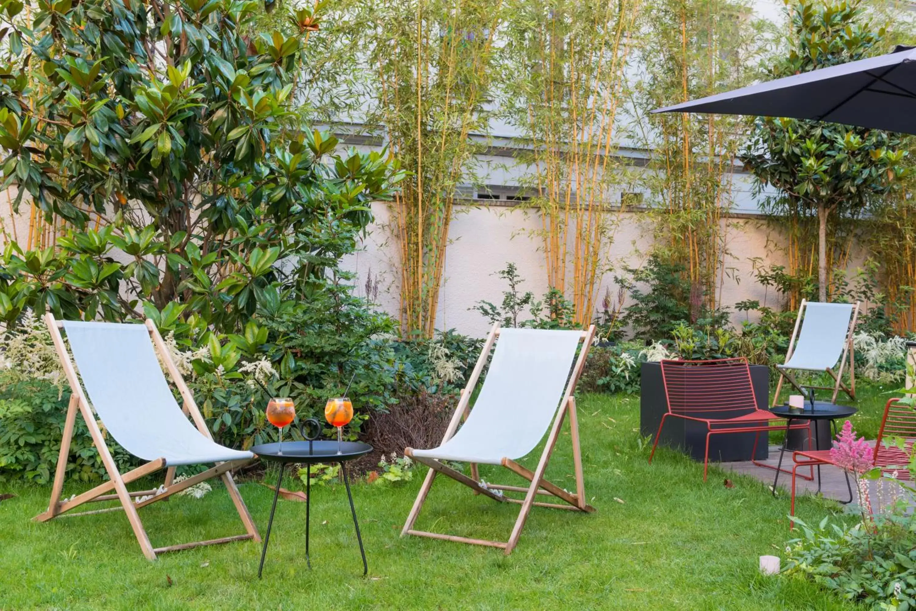 Garden in L'Imprimerie Hôtel