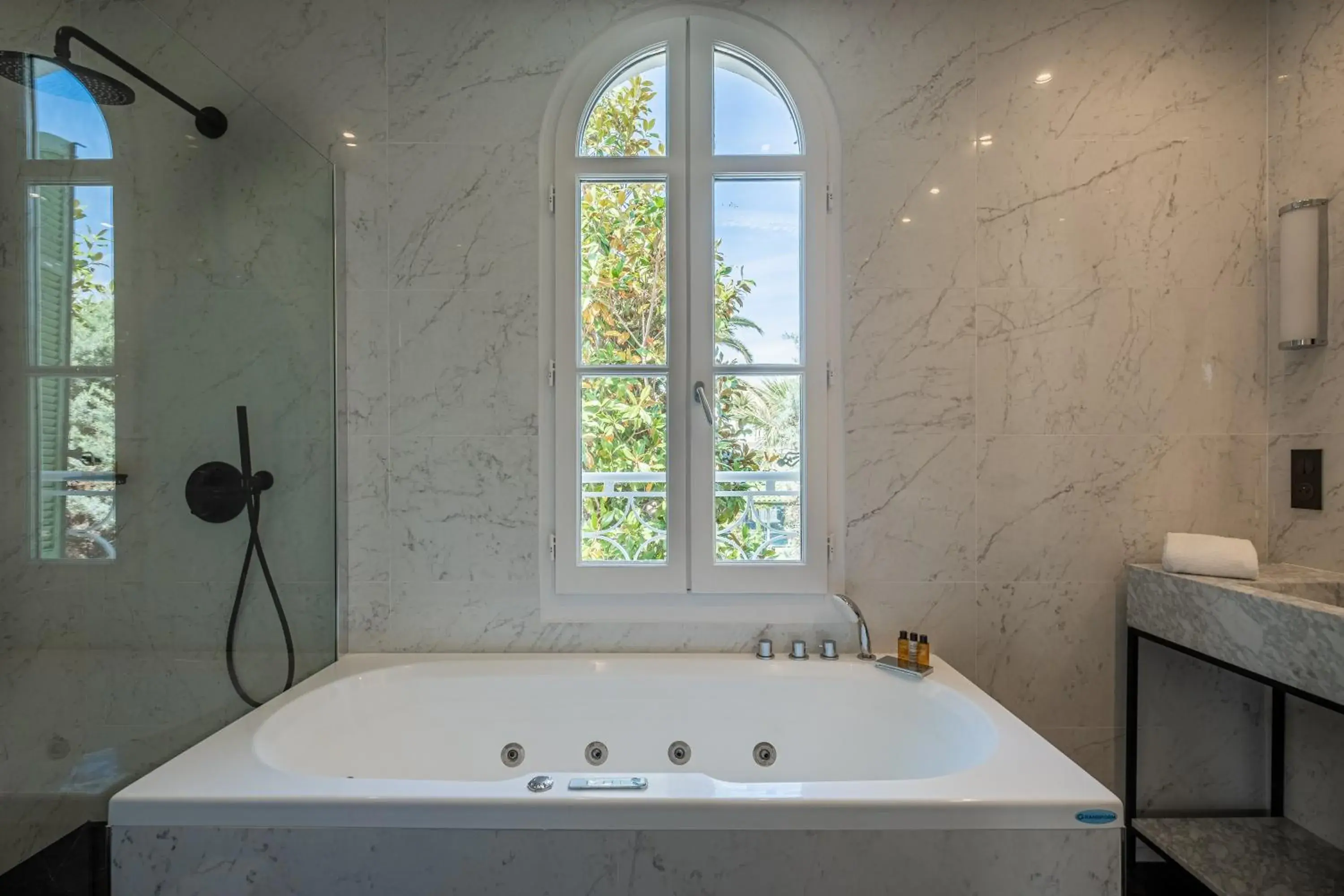 Bathroom in La Villa Mauresque