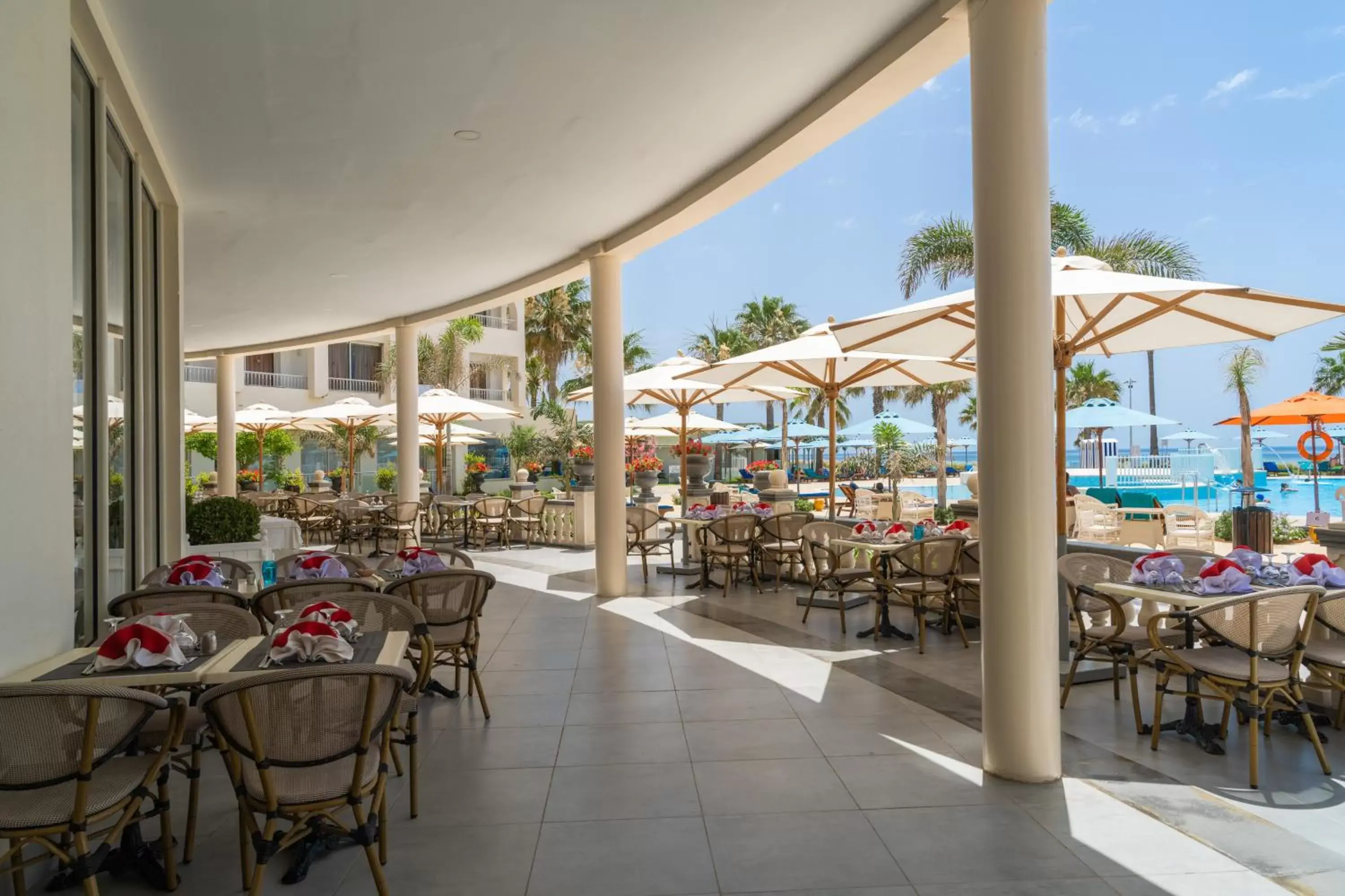 Restaurant/Places to Eat in Khayam Garden Beach Resort & Spa