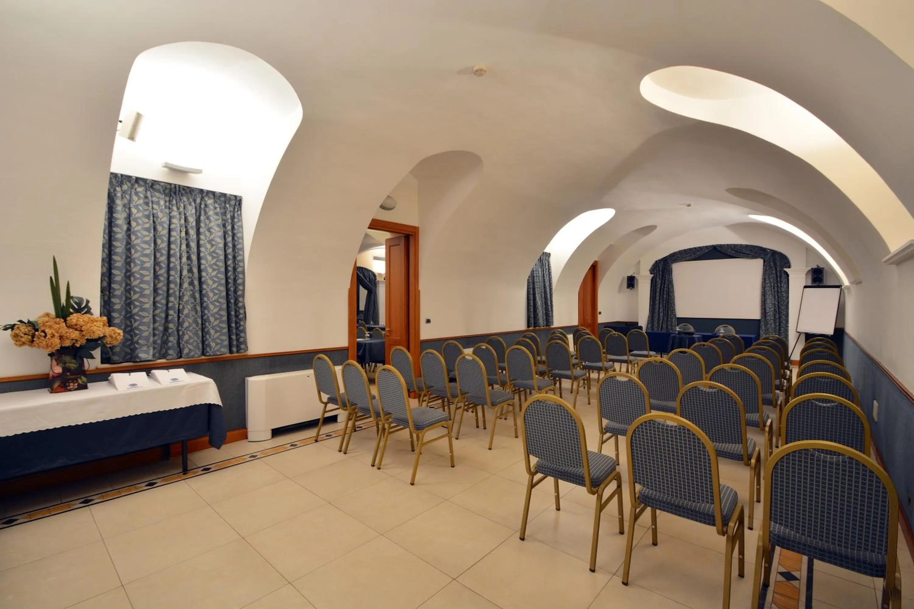 Business facilities in Best Western Hotel Genio