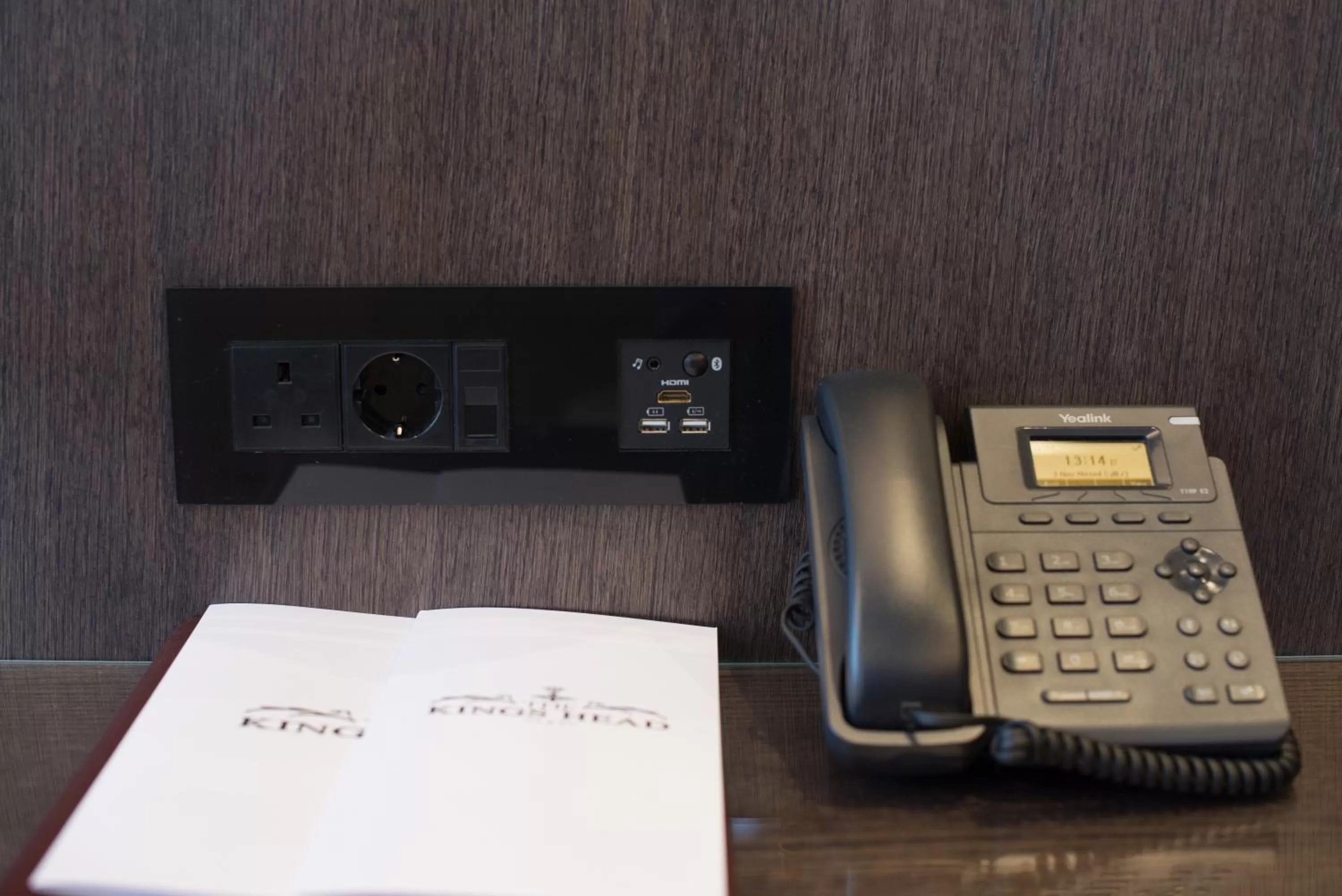 Photo of the whole room in The Kings Head Hotel