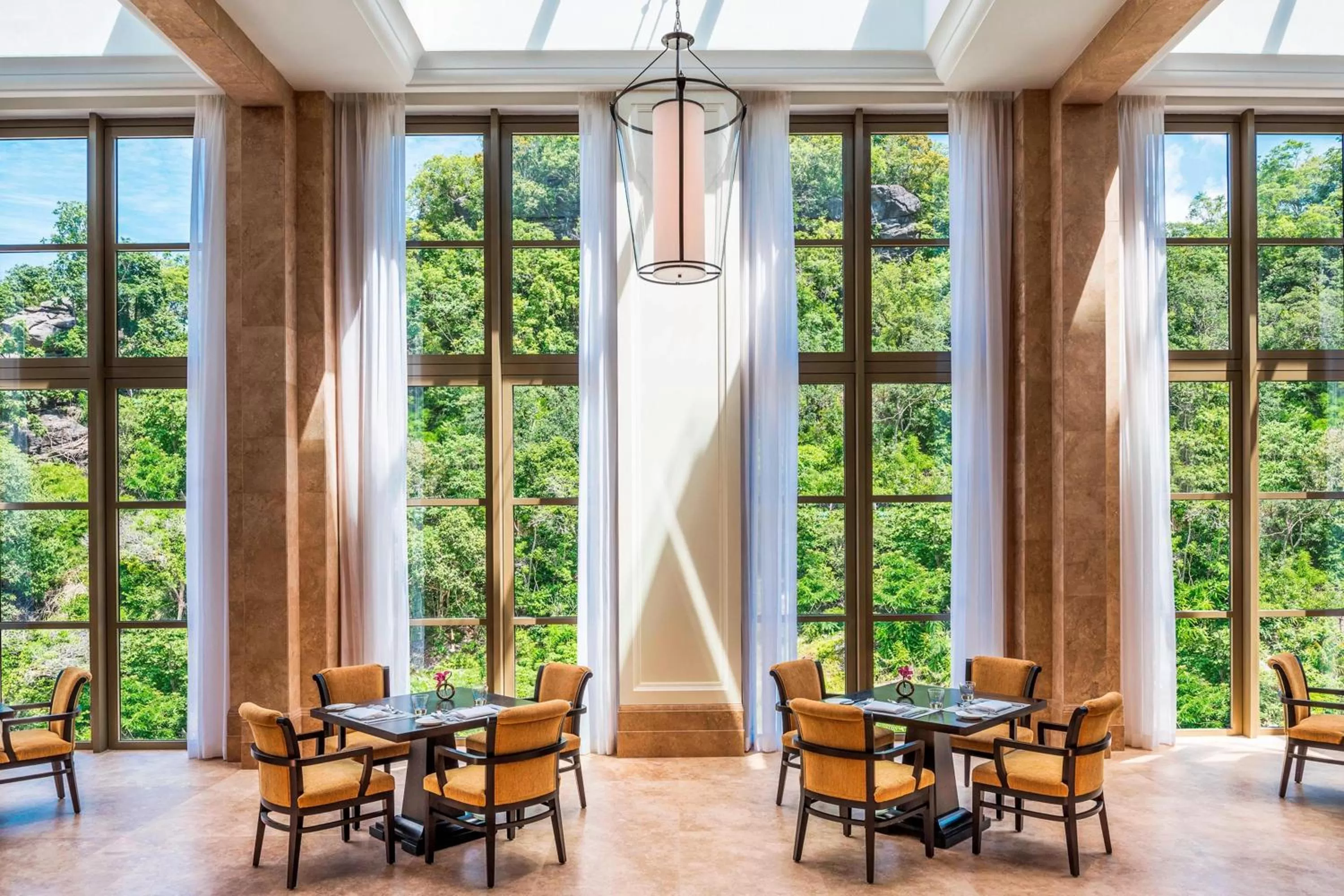 Restaurant/places to eat in The St. Regis Langkawi