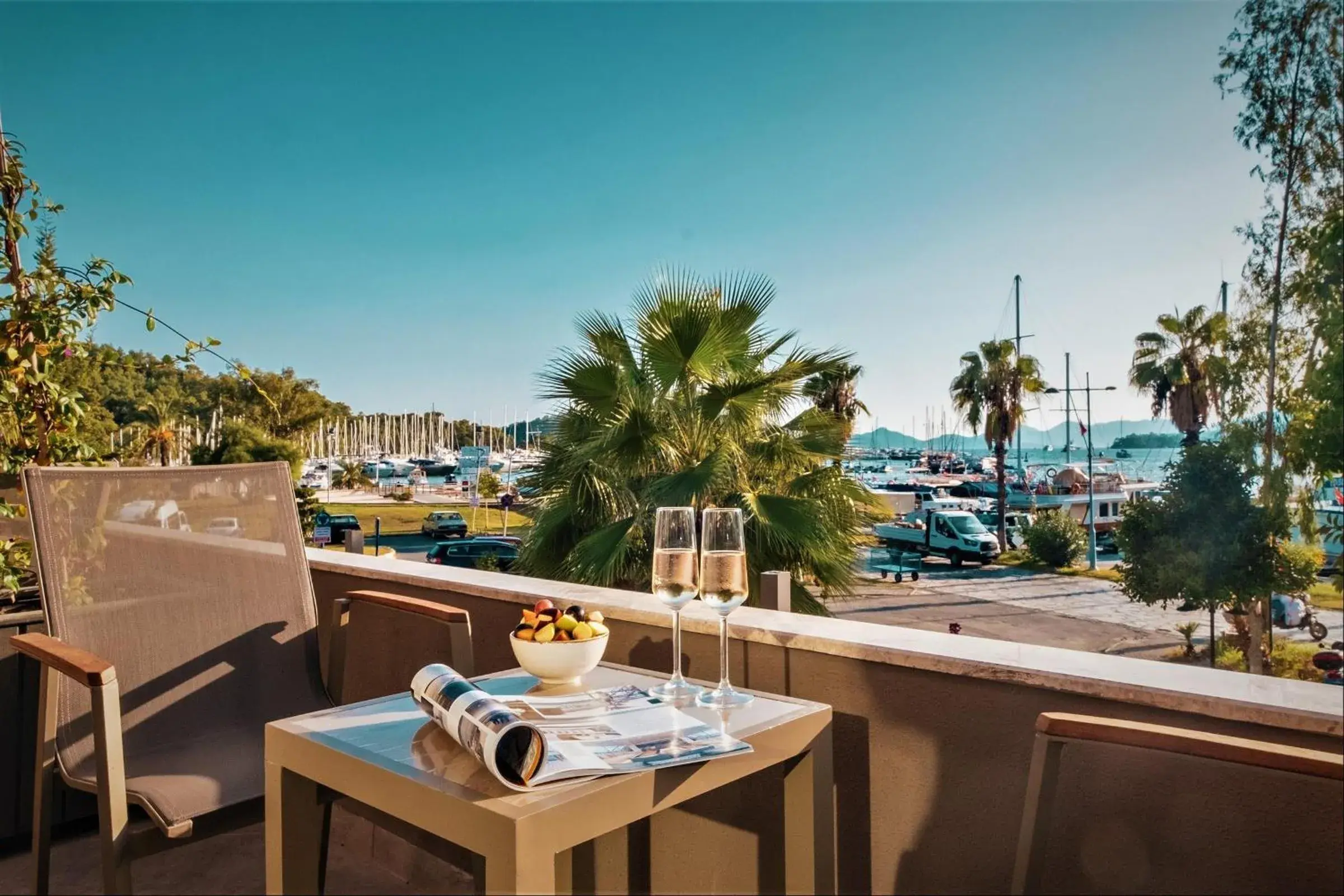 Balcony/Terrace in Marina Bay Gocek