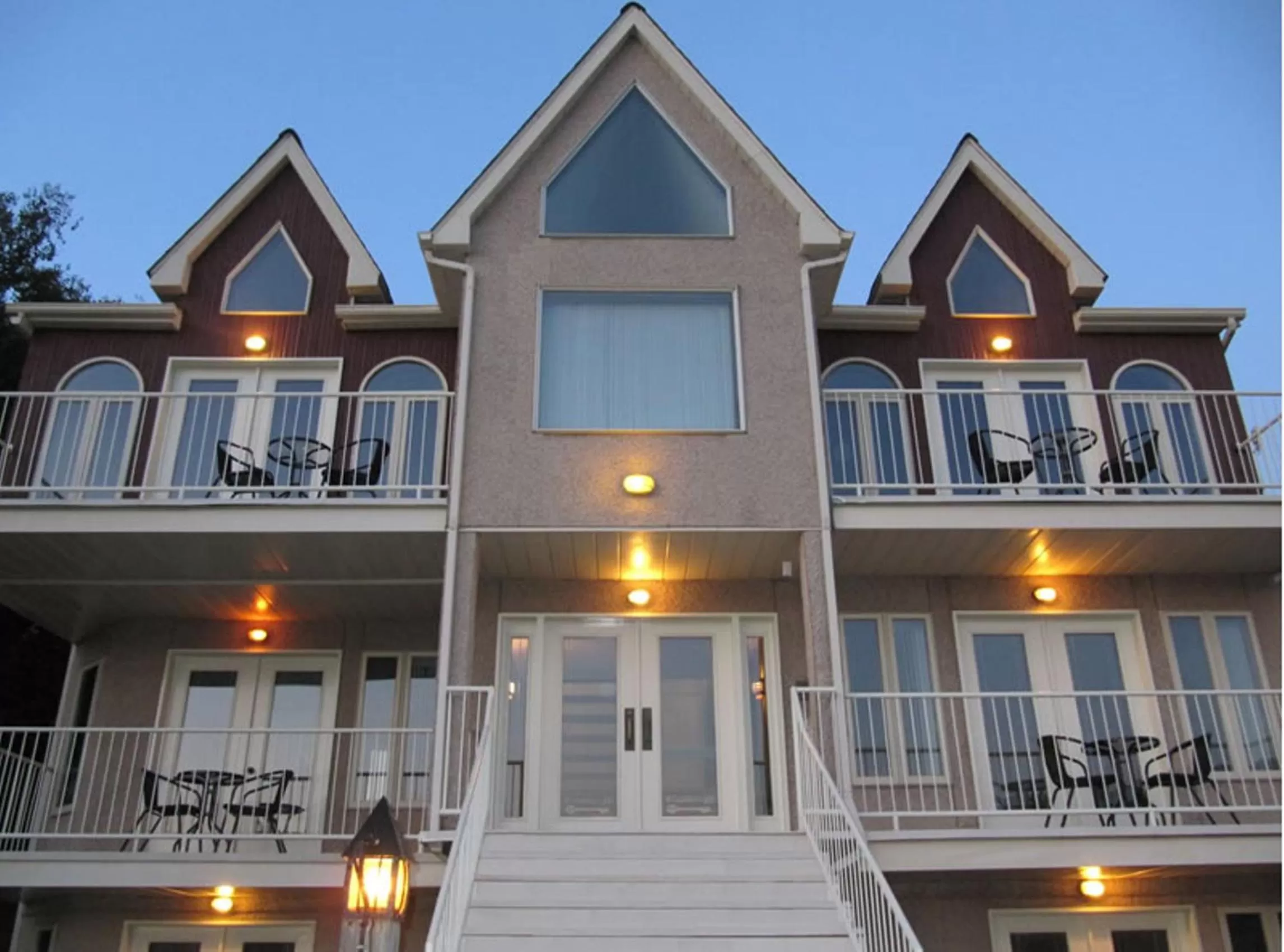 Property building in Complexe Le 60