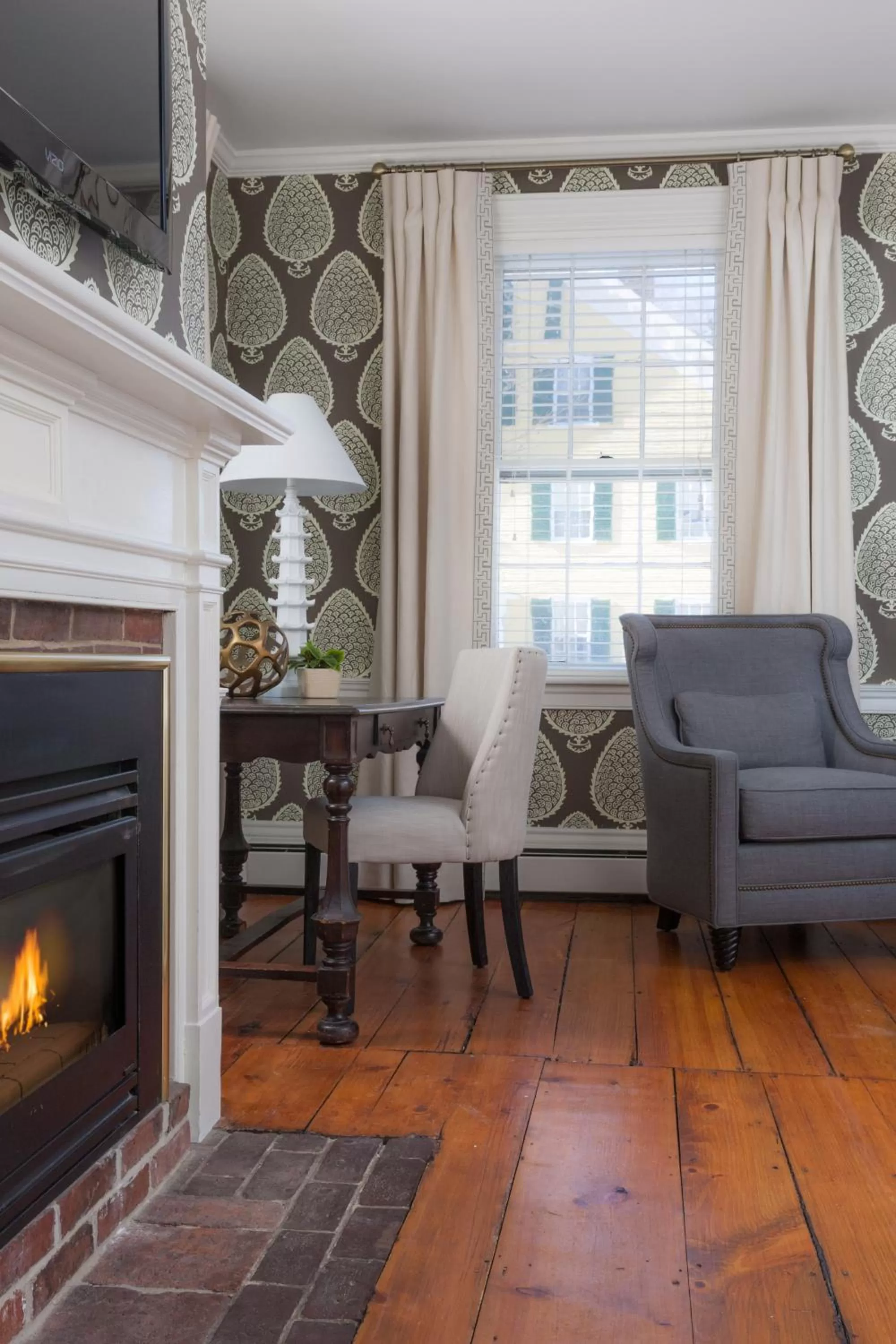 Seating area in Kennebunkport Captains Collection