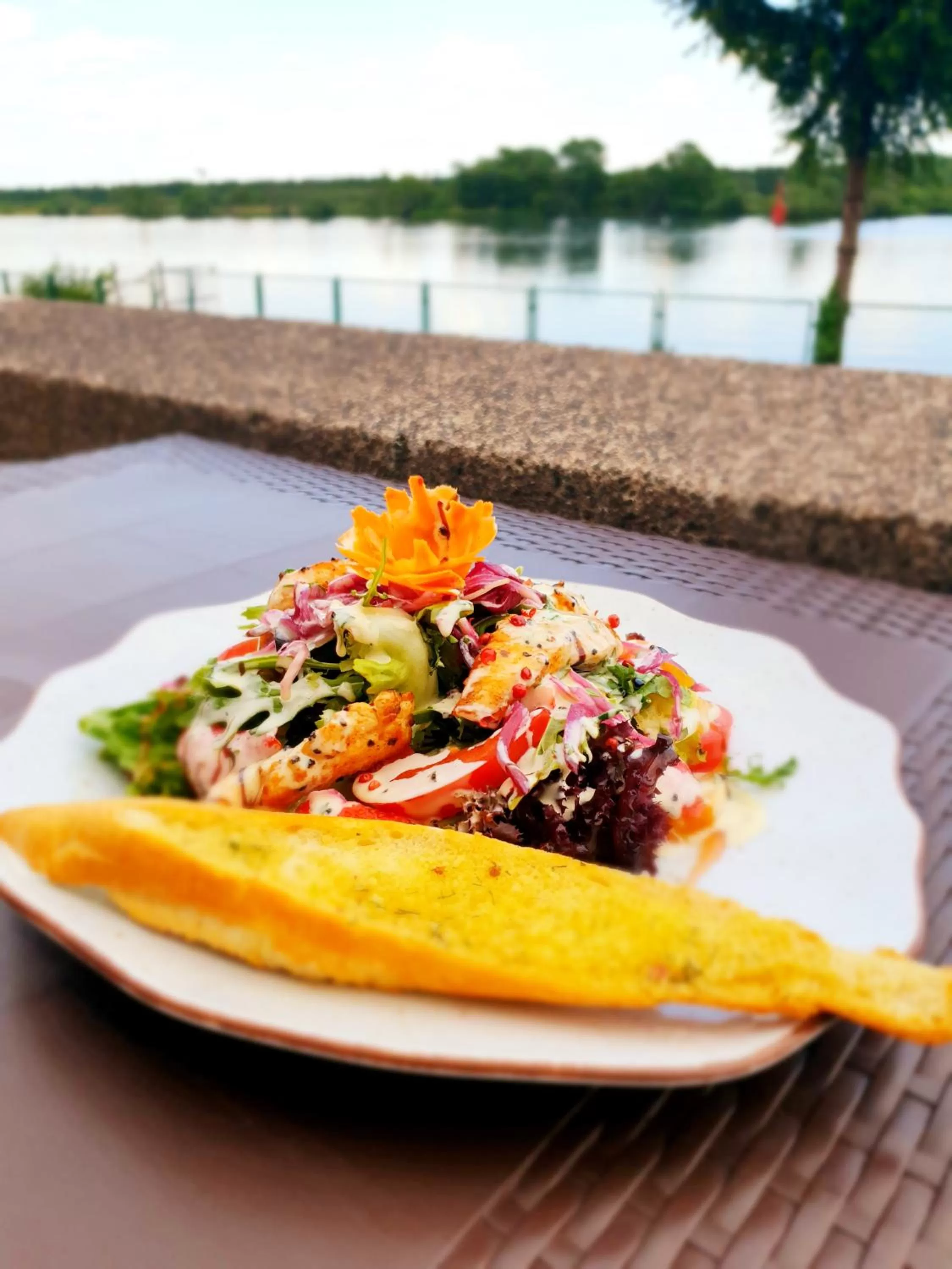 Lunch in JACHTOWA Hotel i Restauracja