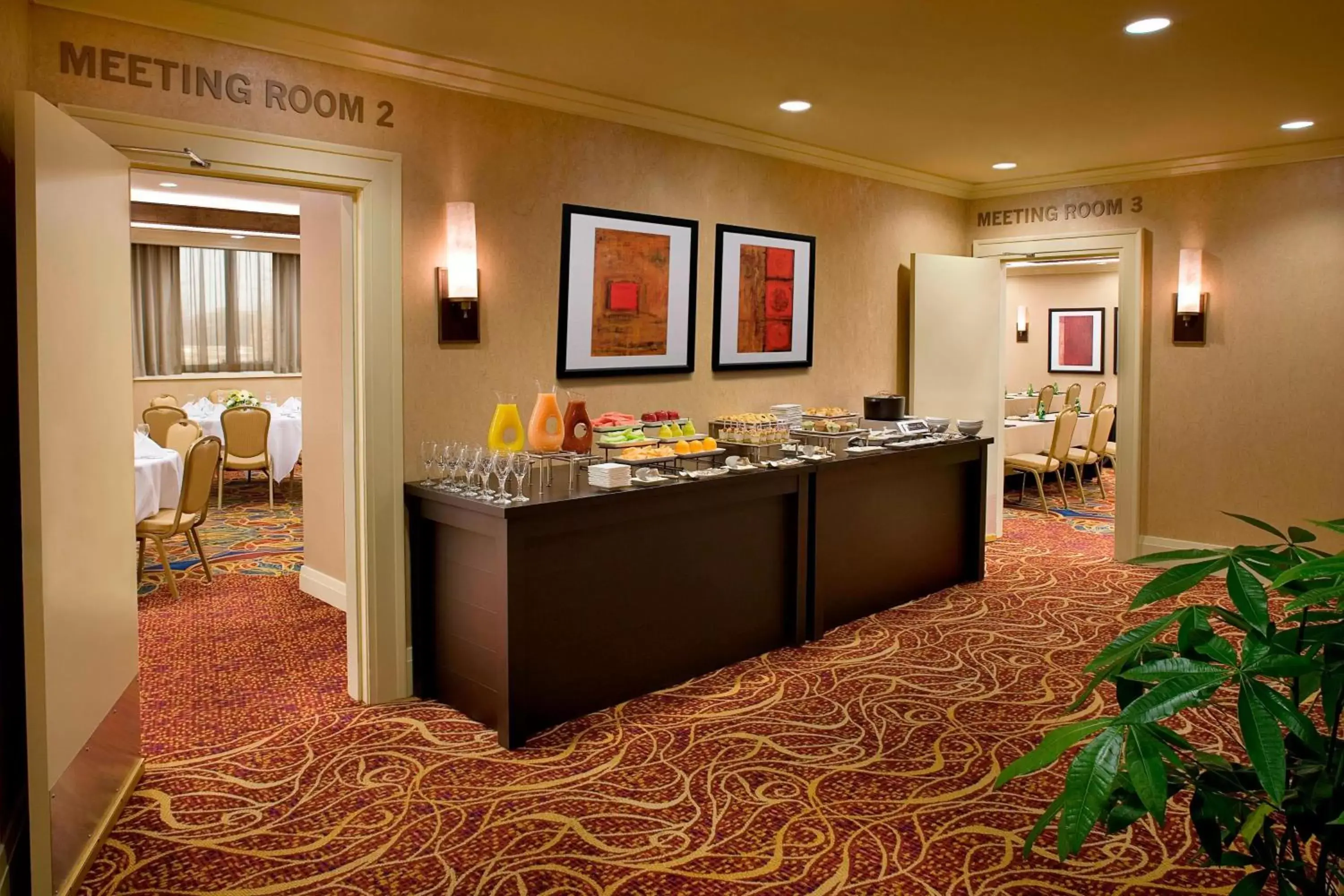 Meeting/conference room in Toronto Airport Marriott Hotel