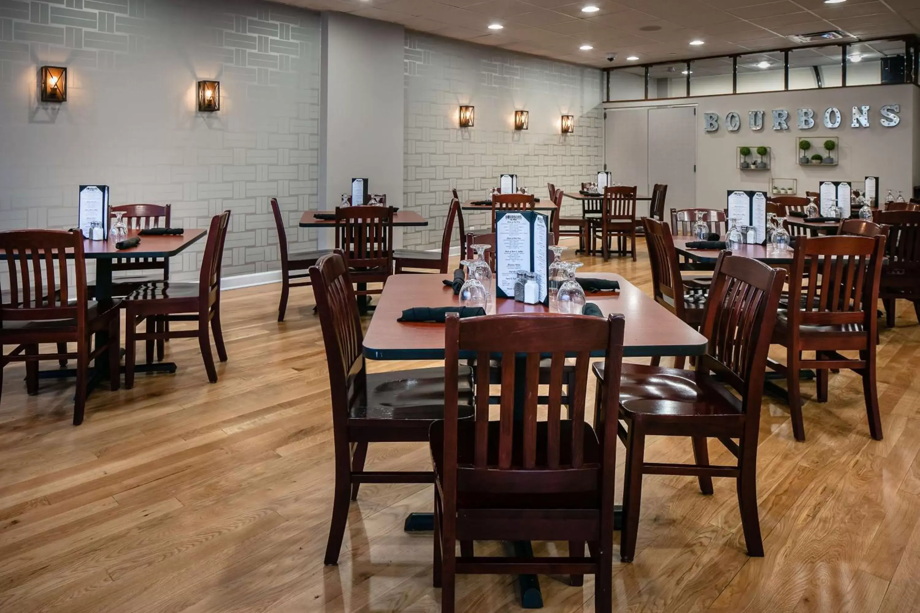 Restaurant/Places to Eat in Hampton Inn Freeport