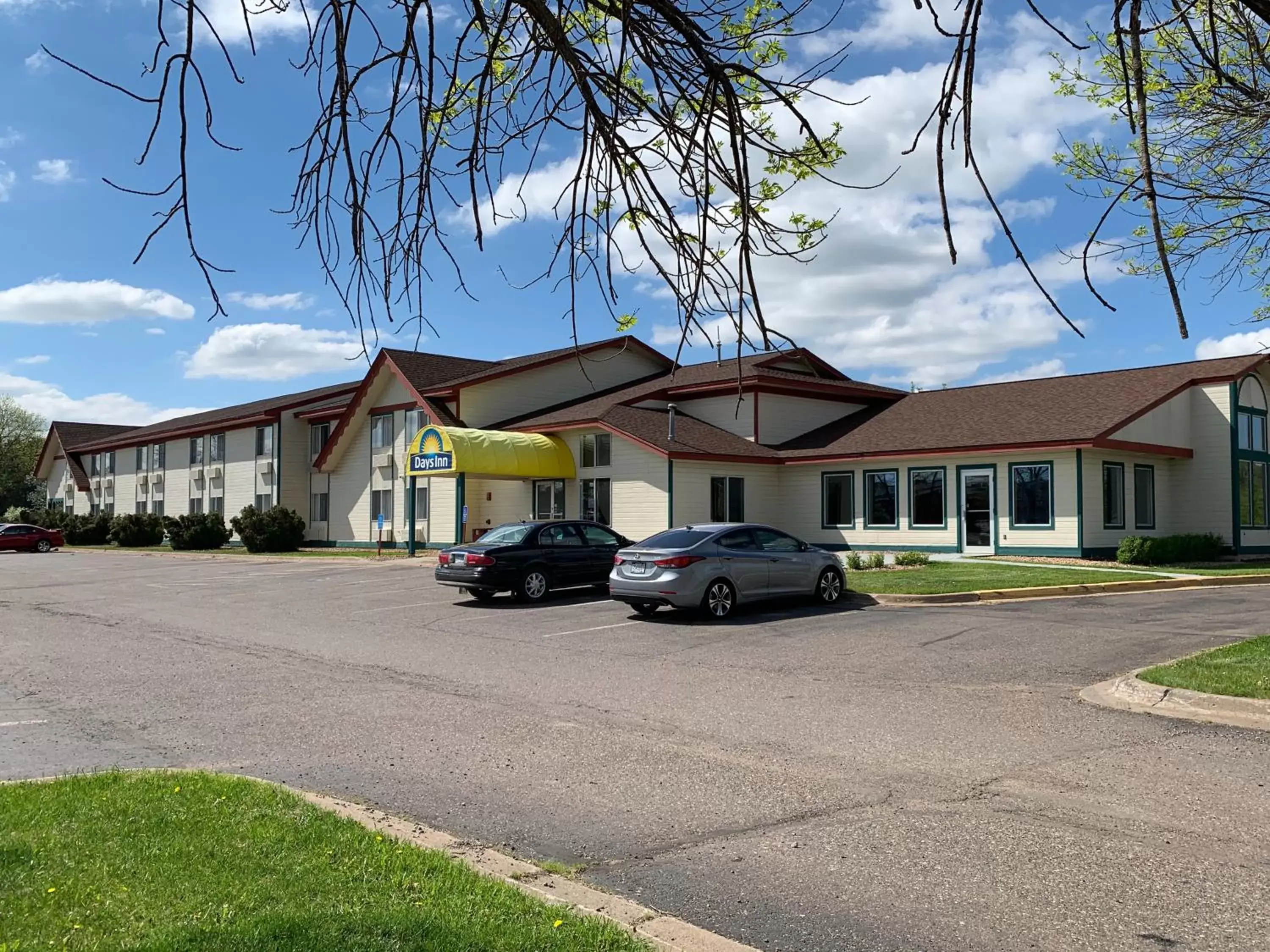 Property building in Days Inn by Wyndham Hinckley Property building in Days Inn by Wyndham Hinckley