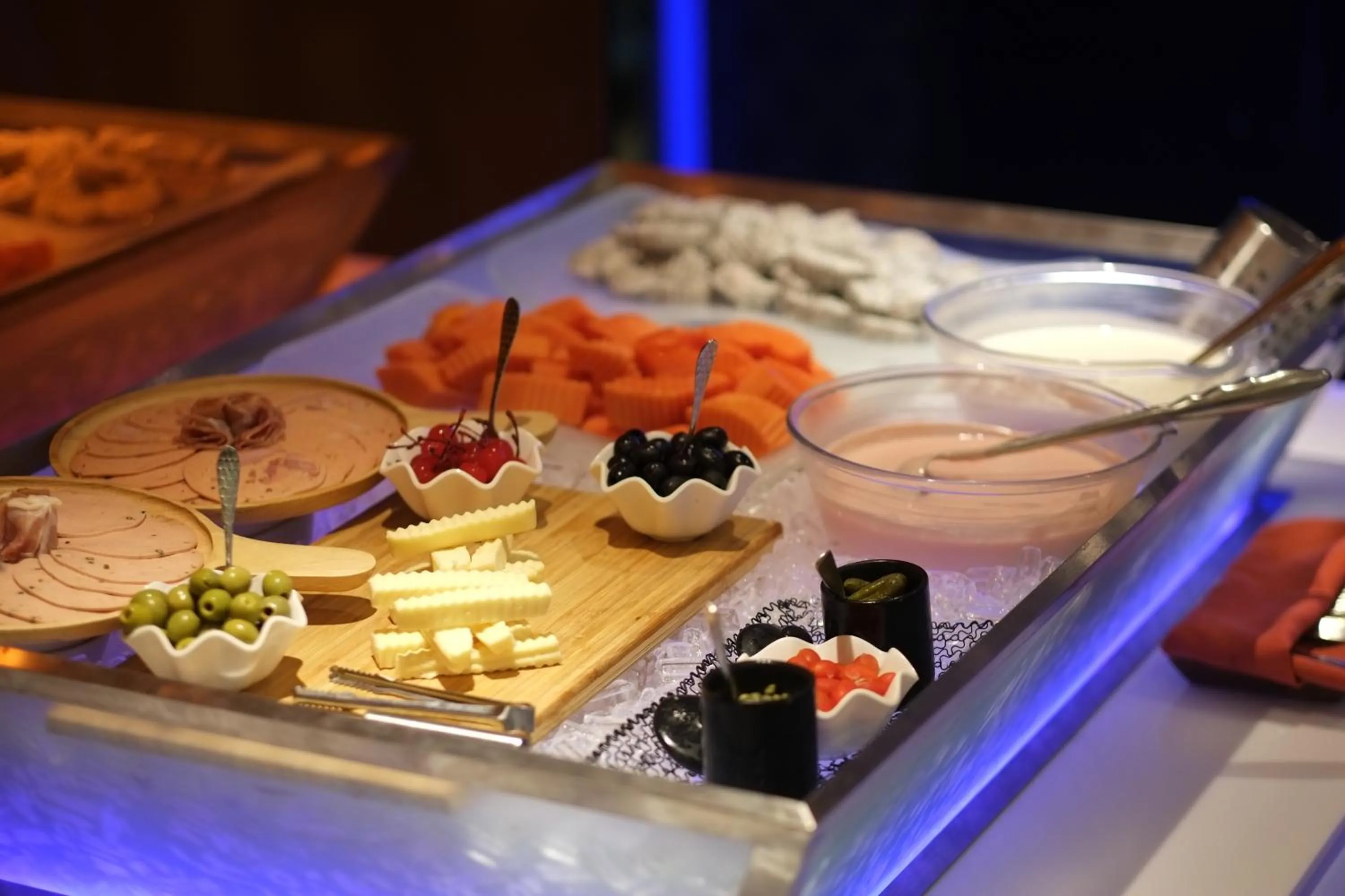 Bizotel Premier Hotel & Residence