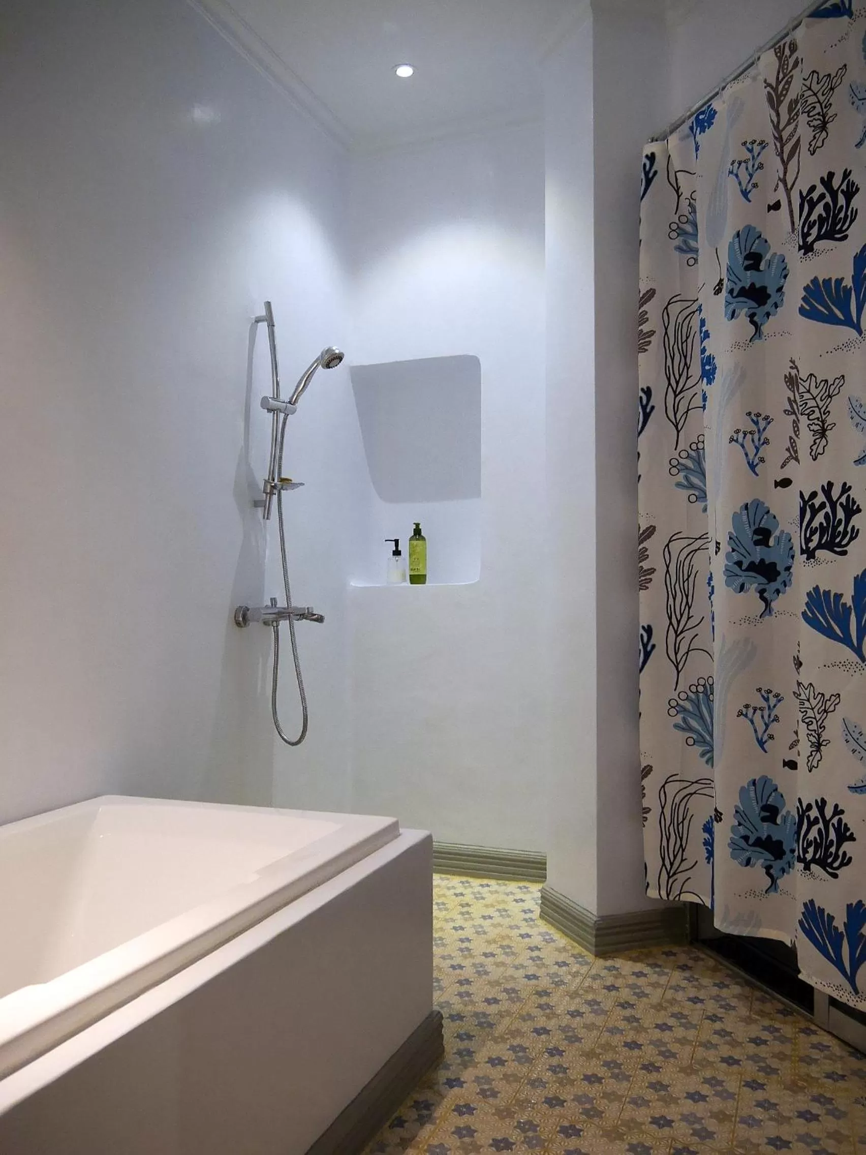 Bathroom in Bohol Dreamcatcher Resort