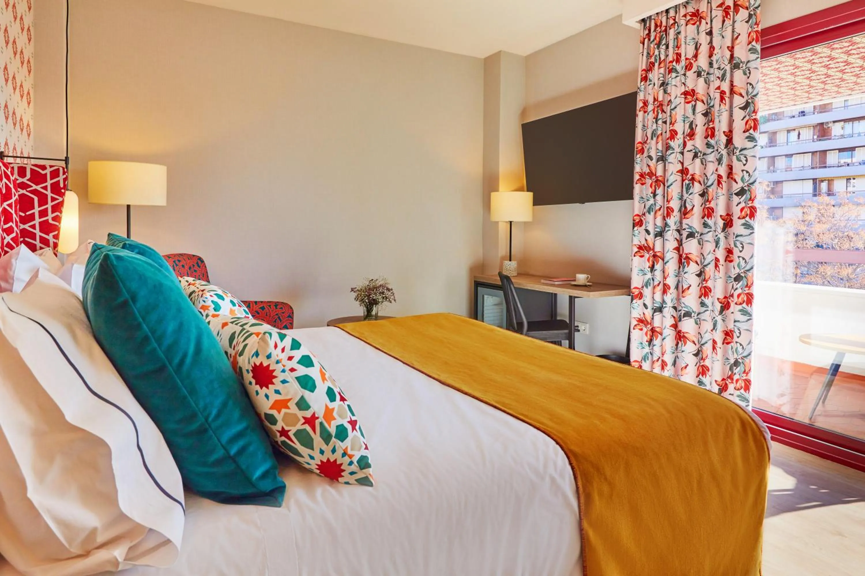 Bed in Hesperia Sevilla