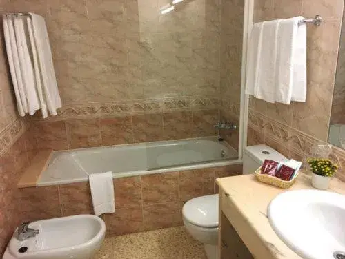 Bathroom in Hotel Octavia