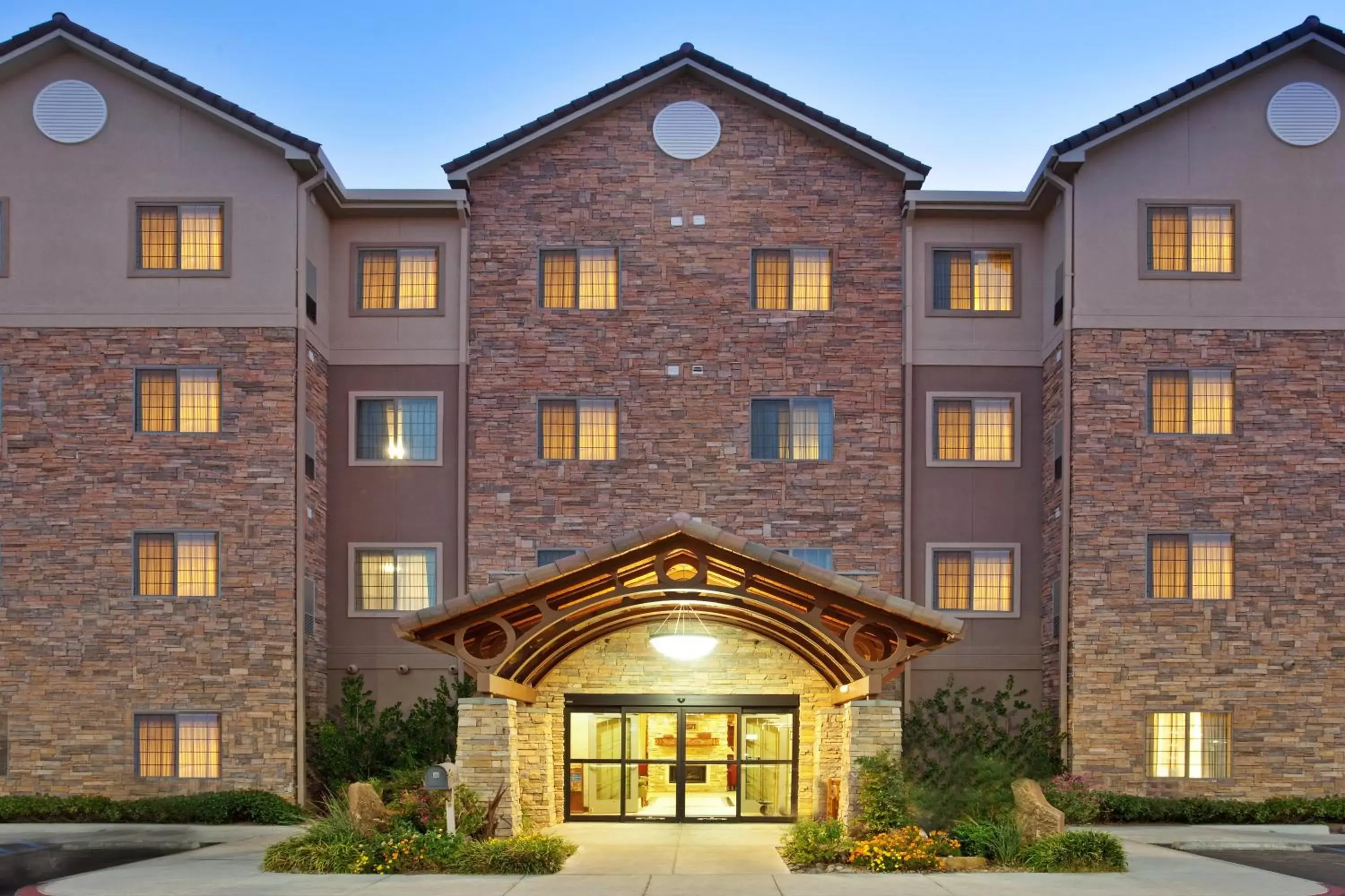 Property Building in Staybridge Suites Las Cruces, an IHG Hotel