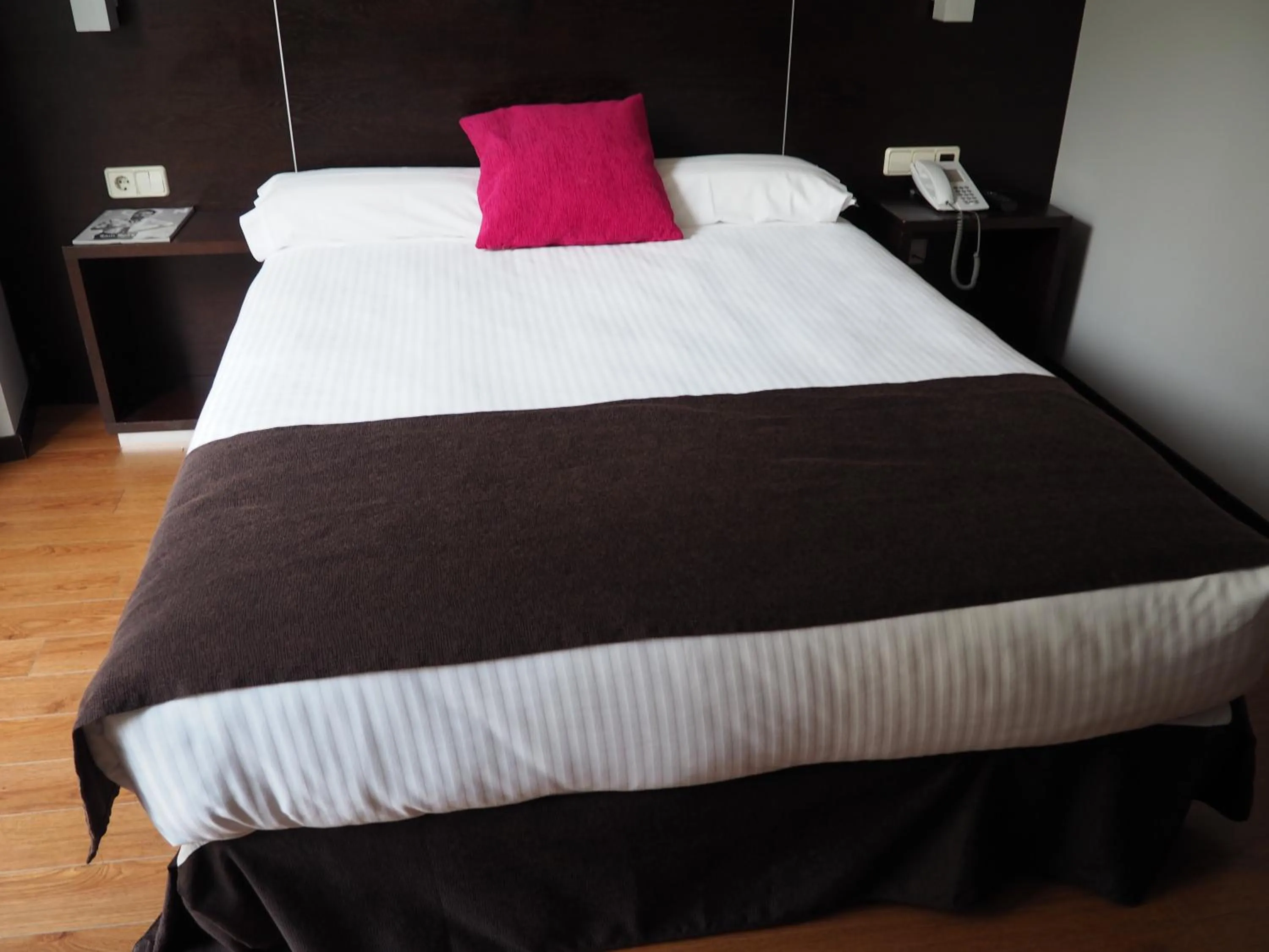 Bedroom, Bed in Hotel Junquera