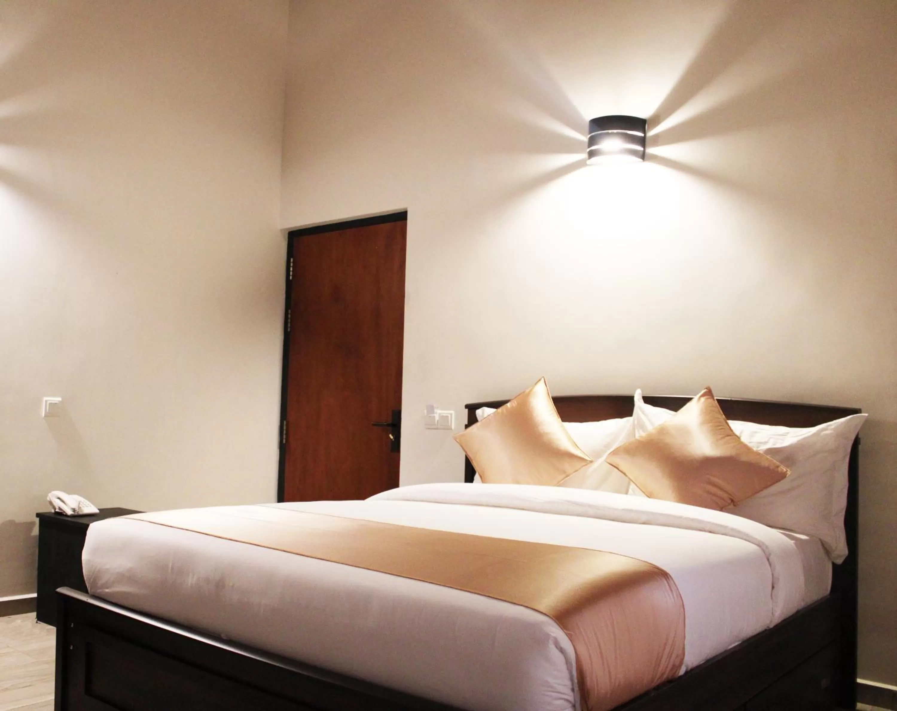 Bed in Sky Gate kandy