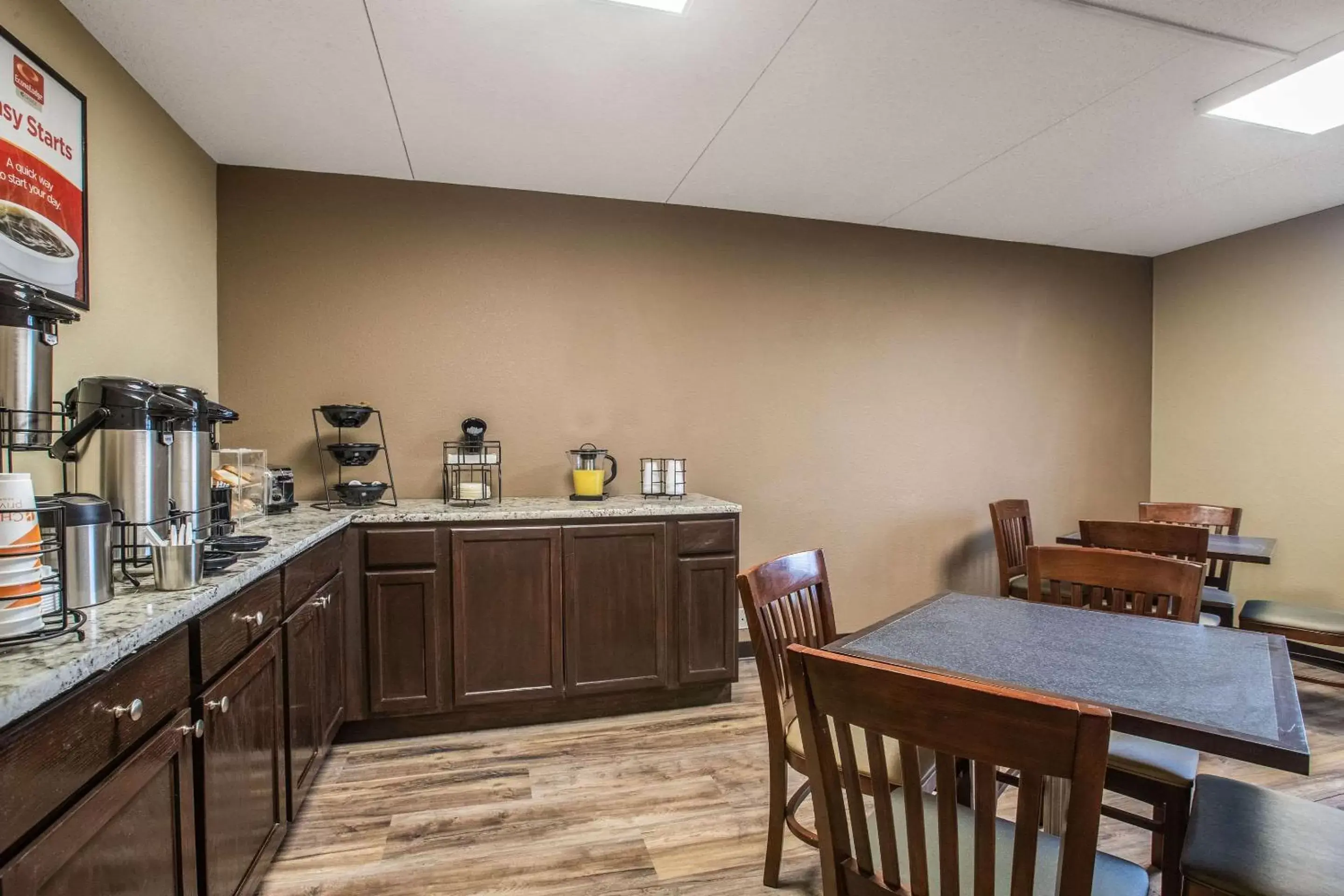 Restaurant/places to eat in Econo Lodge Albert Lea Restaurant/places to eat in Econo Lodge Albert Lea