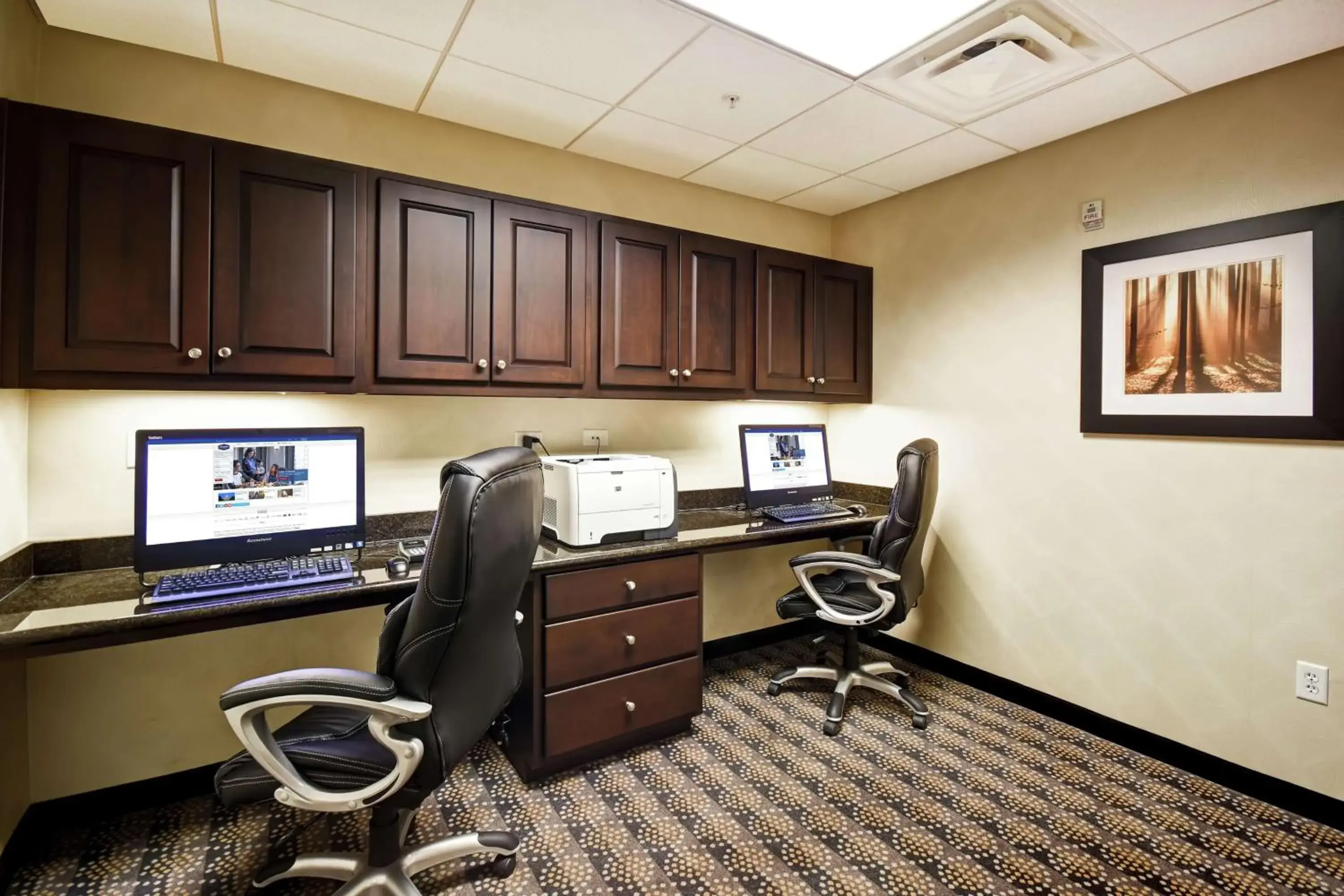 Business facilities in Hampton Inn By Hilton Middletown