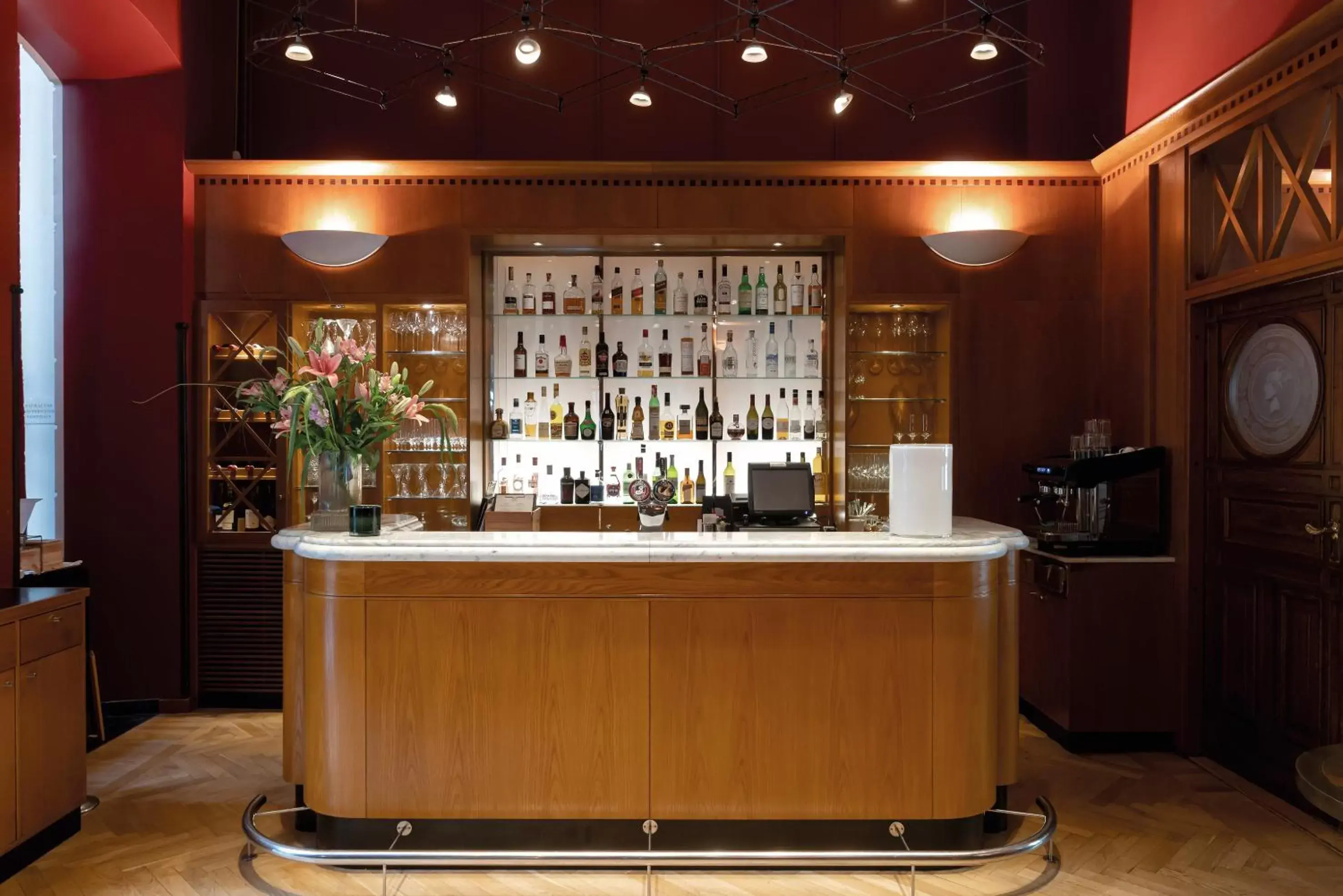 Lounge or bar, Lounge/Bar in Elite Plaza Hotel